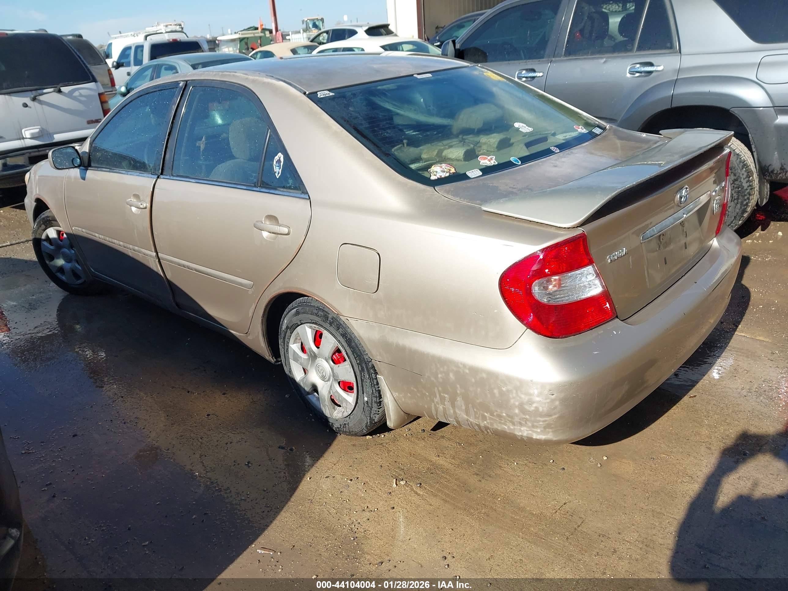TOYOTA CAMRY image 3