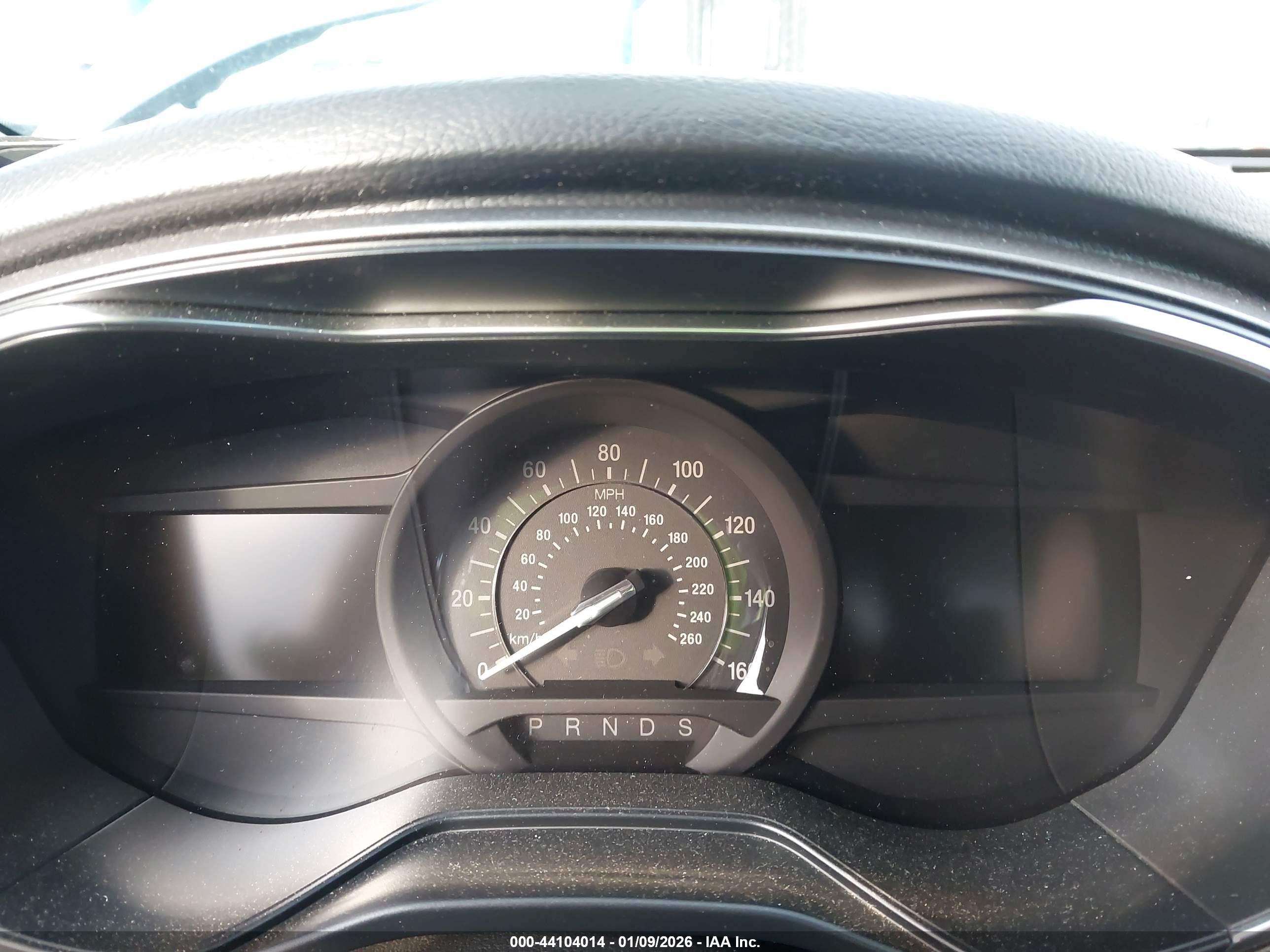 FORD FUSION image 7