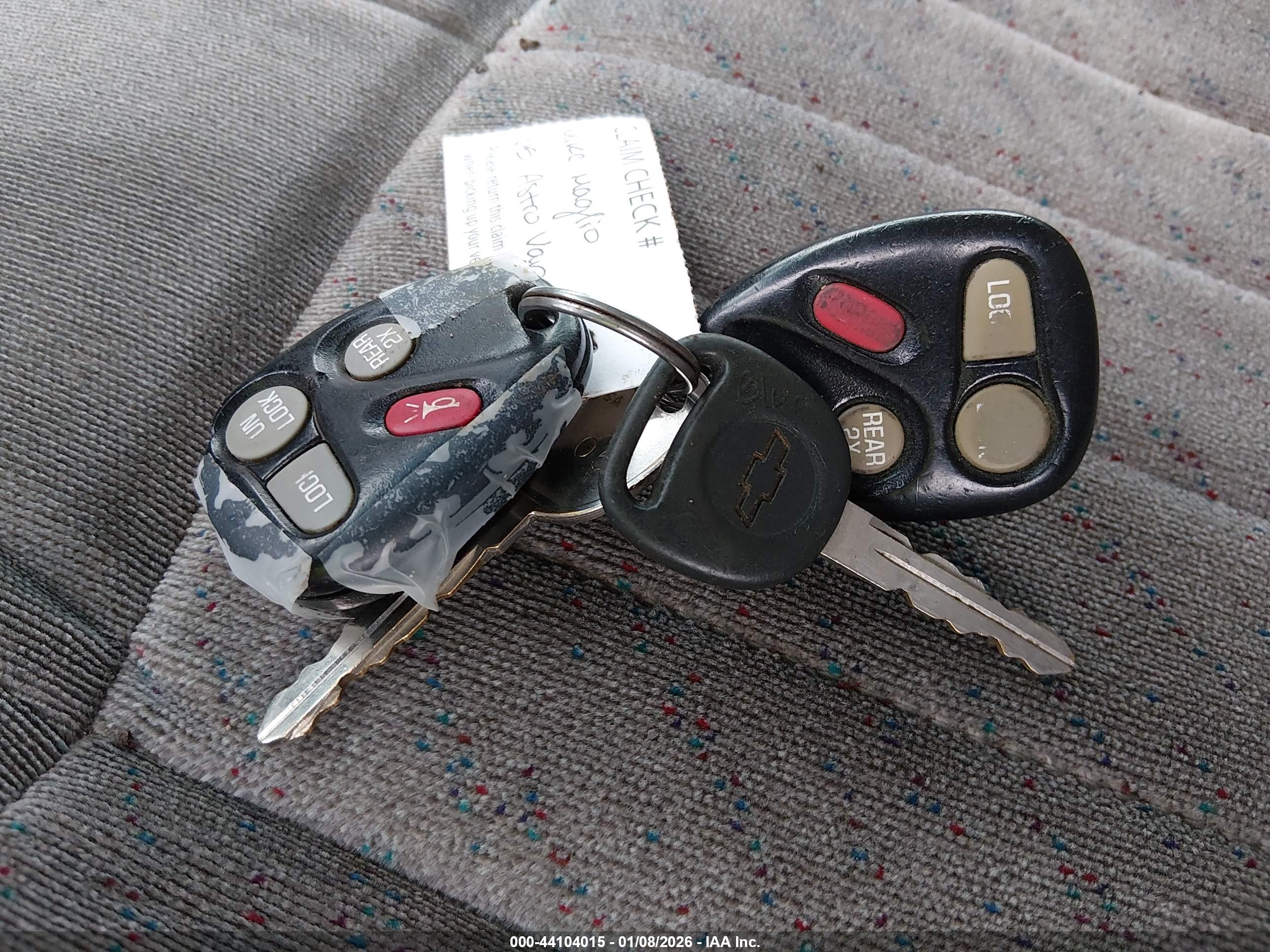 CHEVROLET ASTRO image 11