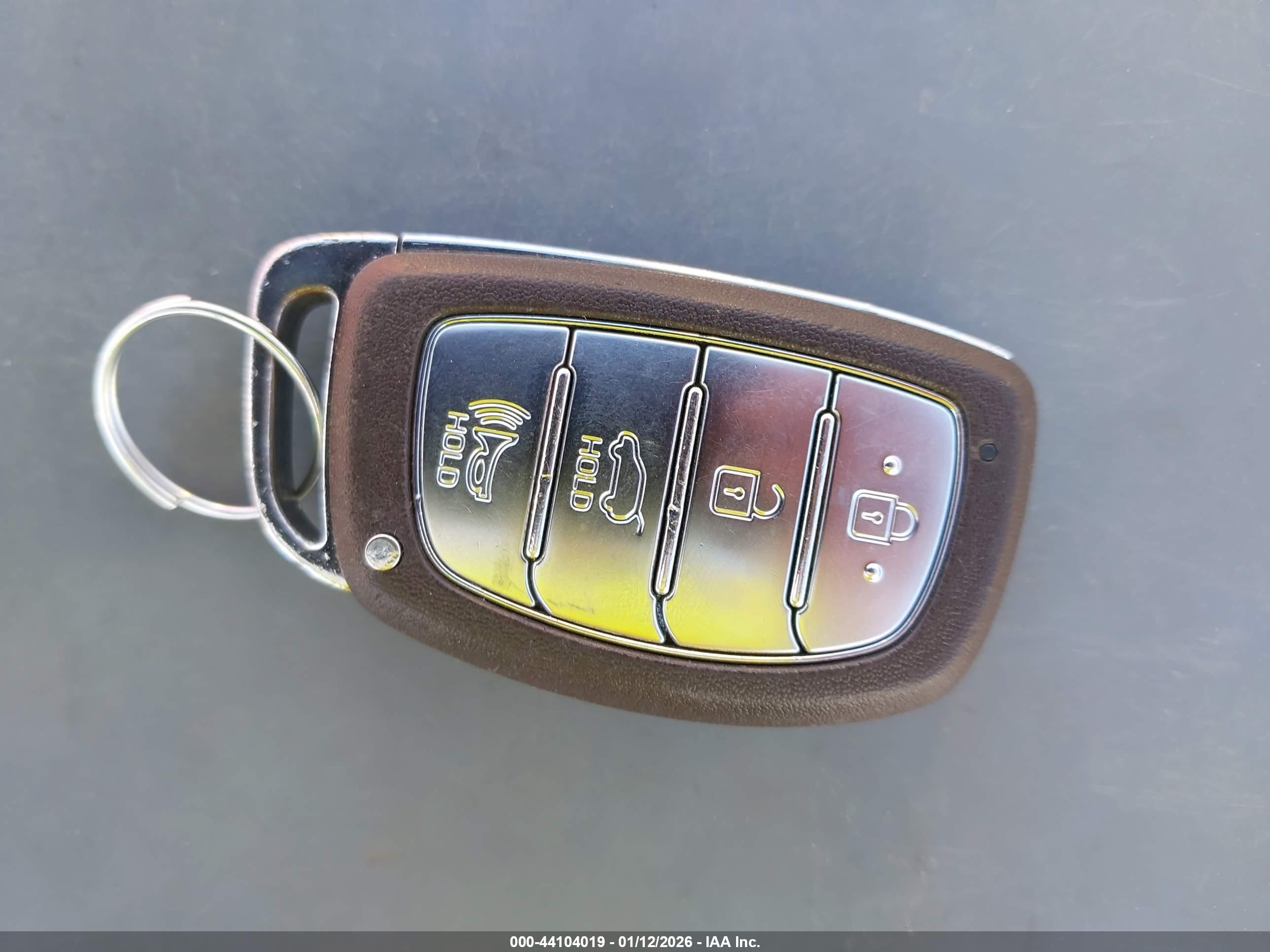 HYUNDAI IONIQ image 11