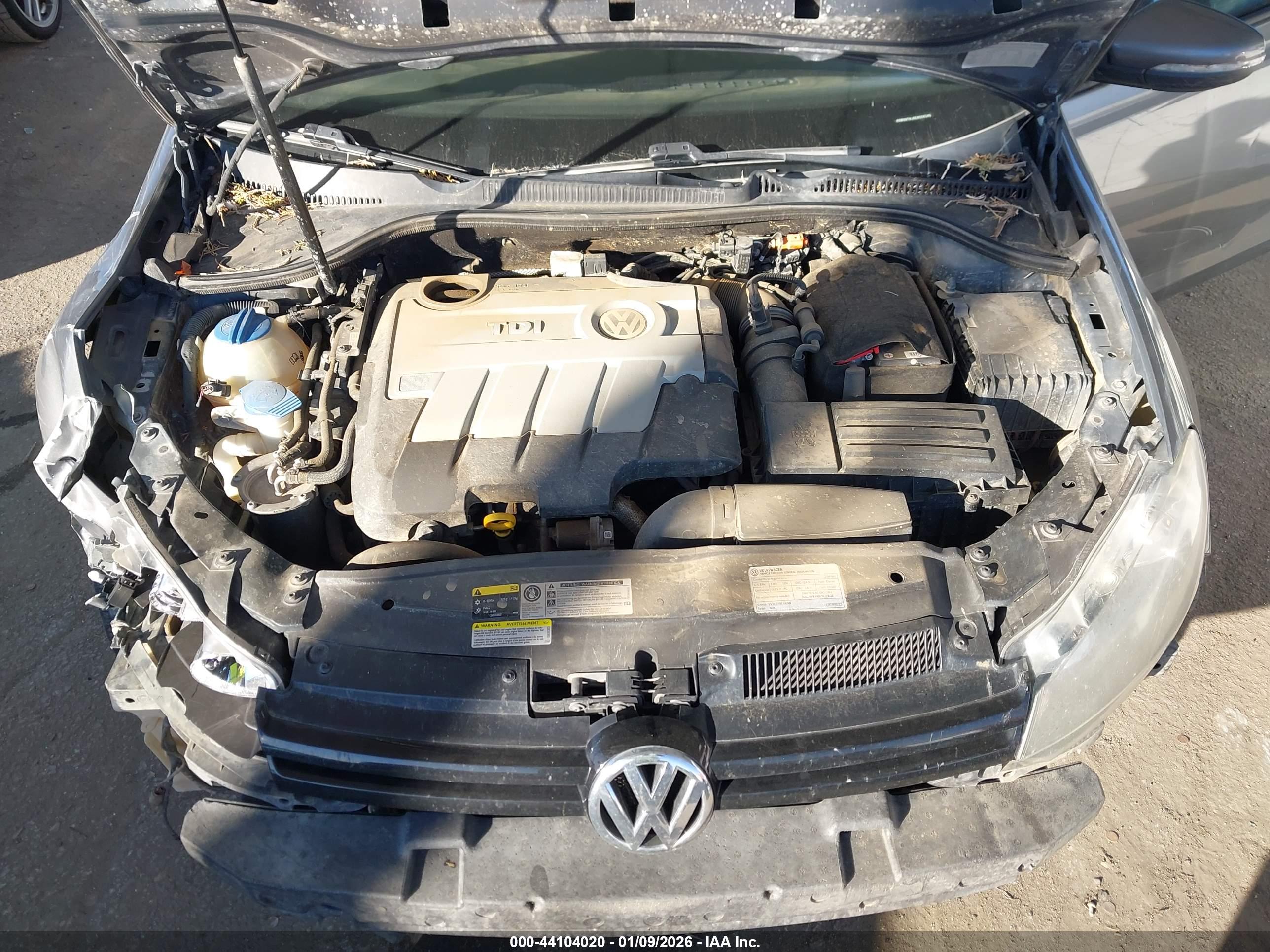 VOLKSWAGEN GOLF image 10