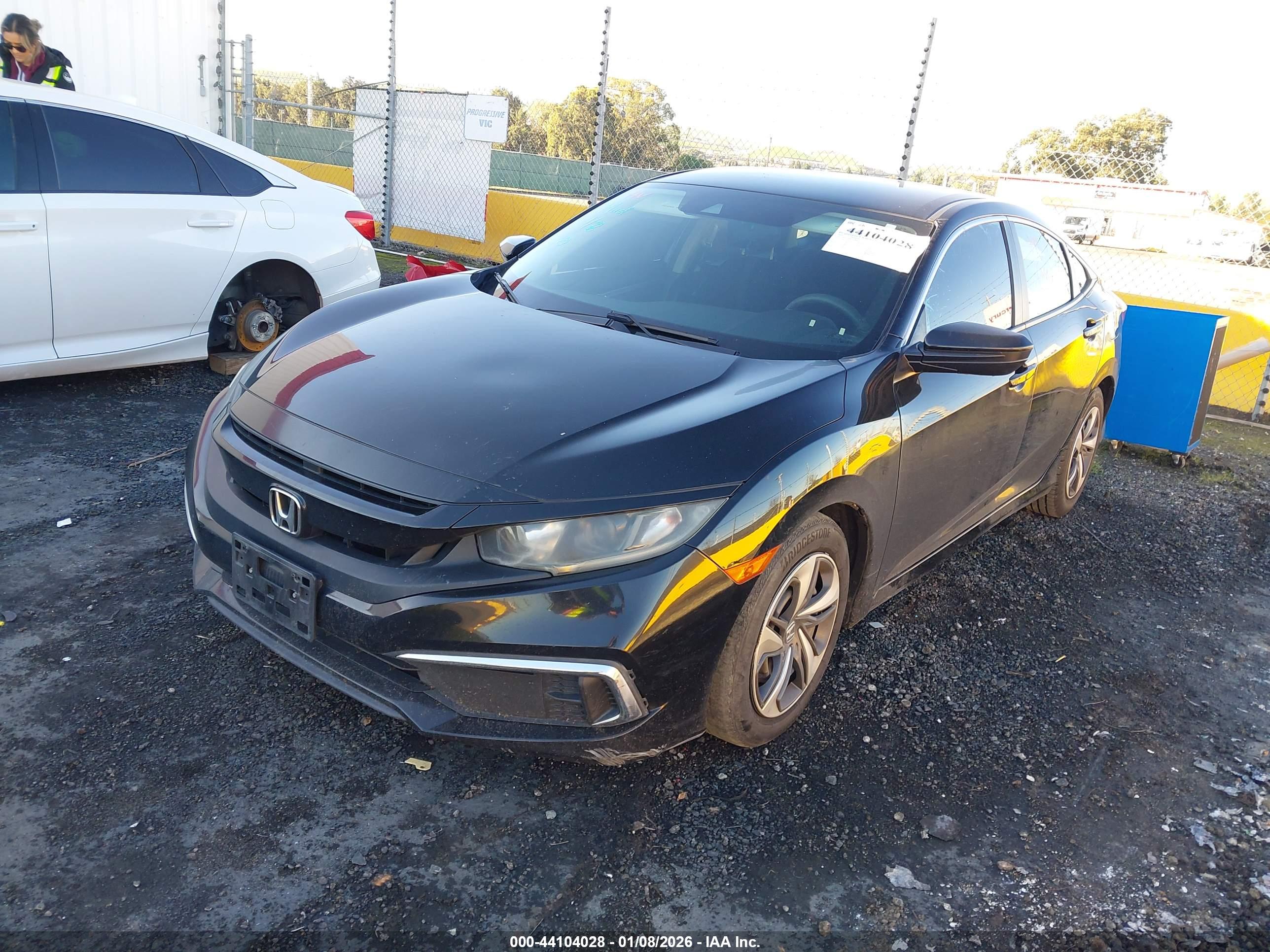 HONDA CIVIC image 2