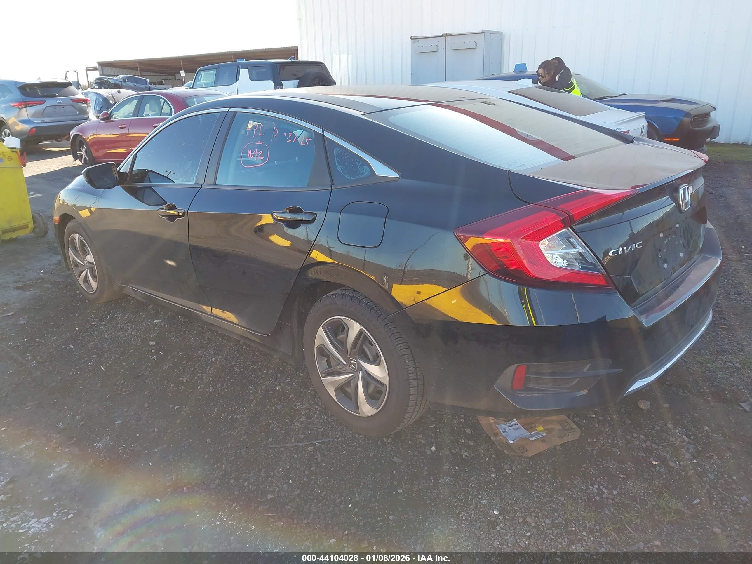 HONDA CIVIC image 3