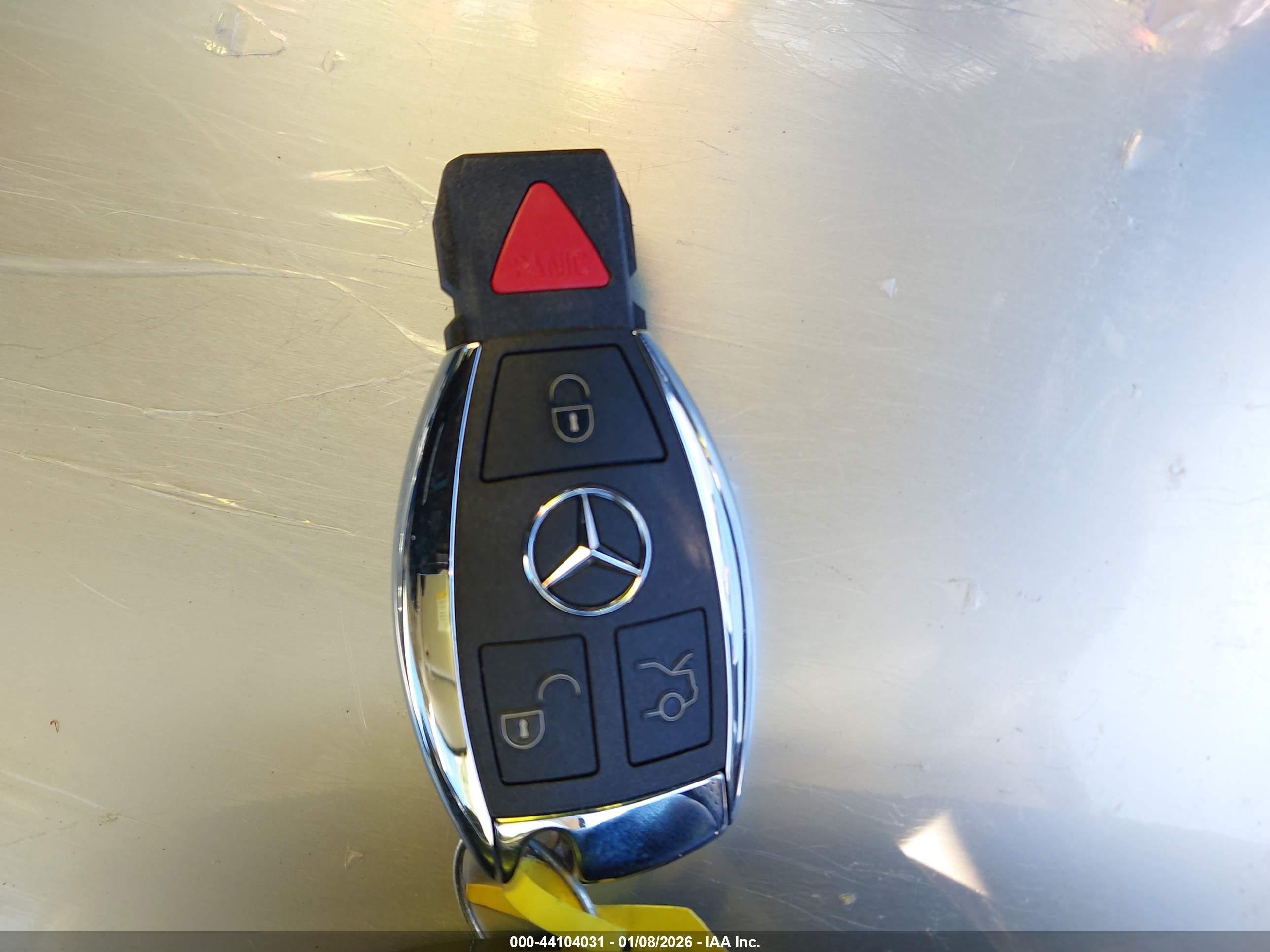MERCEDES-BENZ C image 11