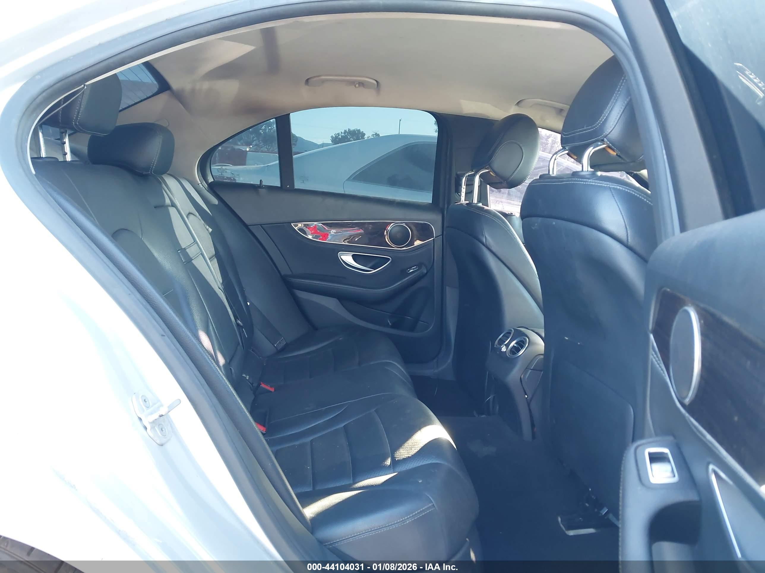 MERCEDES-BENZ C image 8