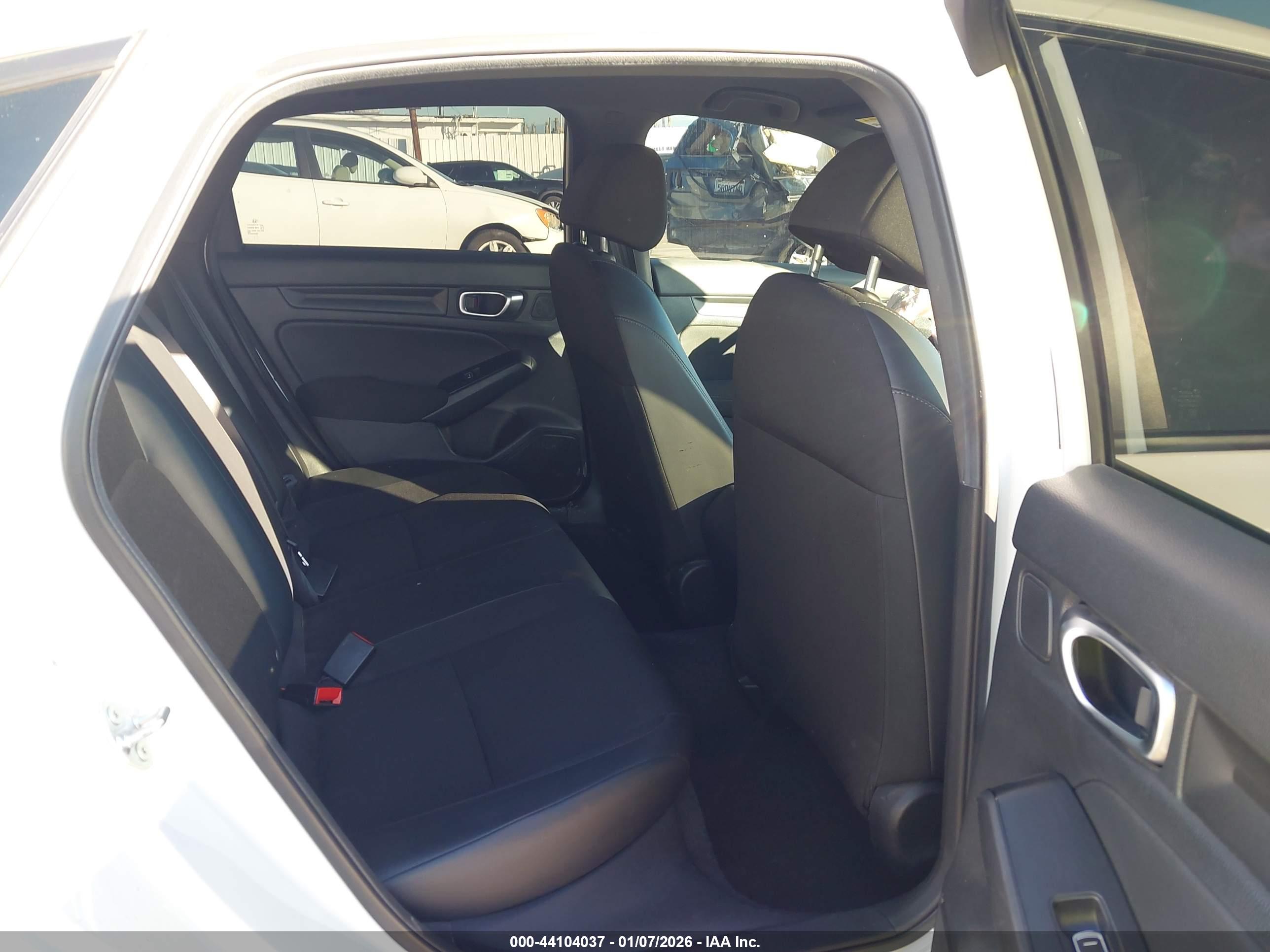 HONDA CIVIC image 8