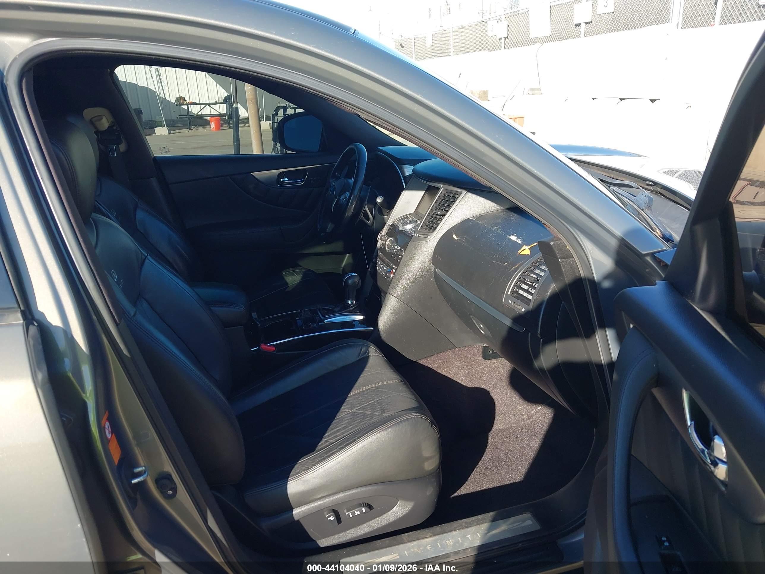 INFINITI FX35 image 5