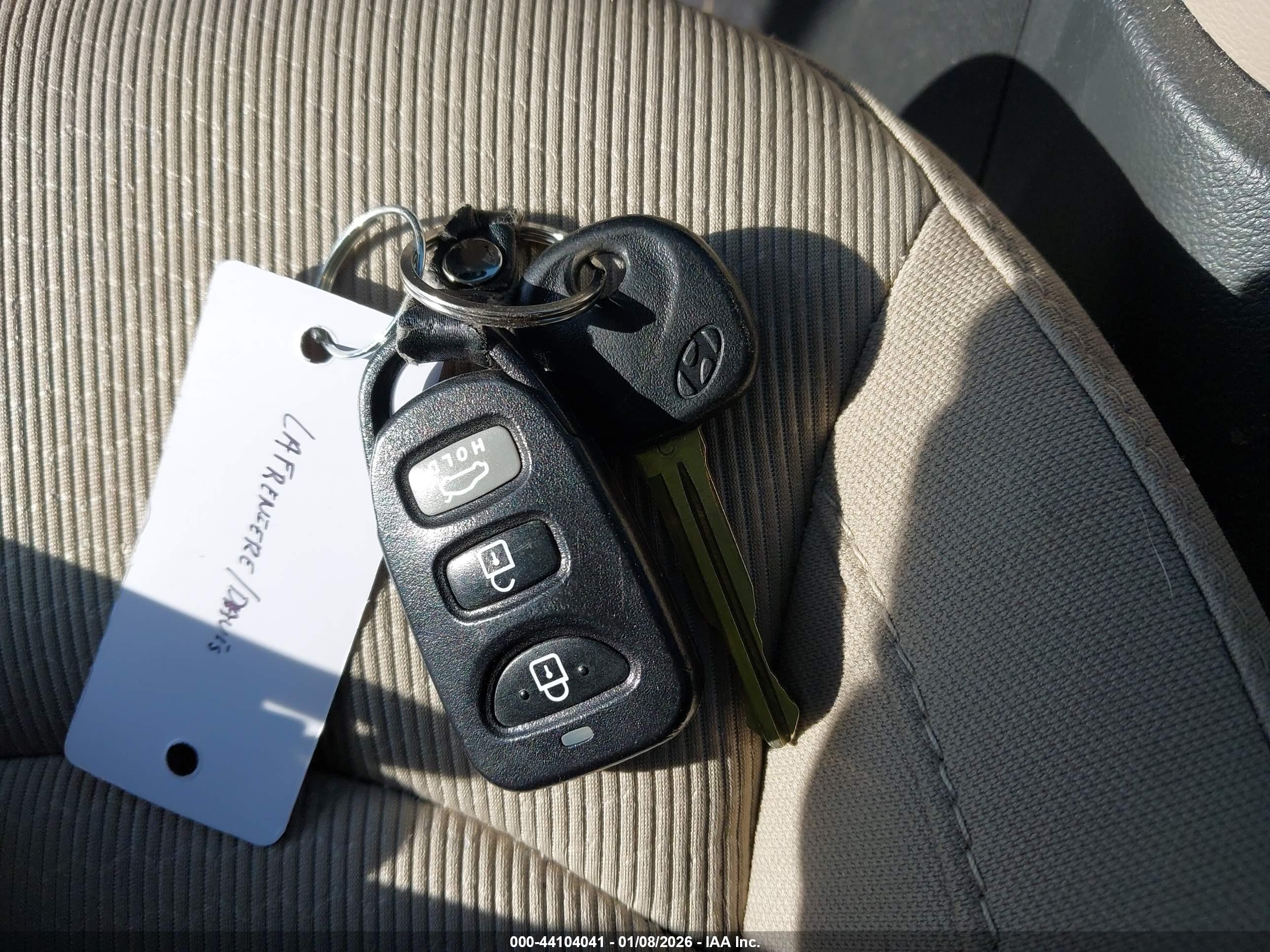 HYUNDAI ELANTRA image 11