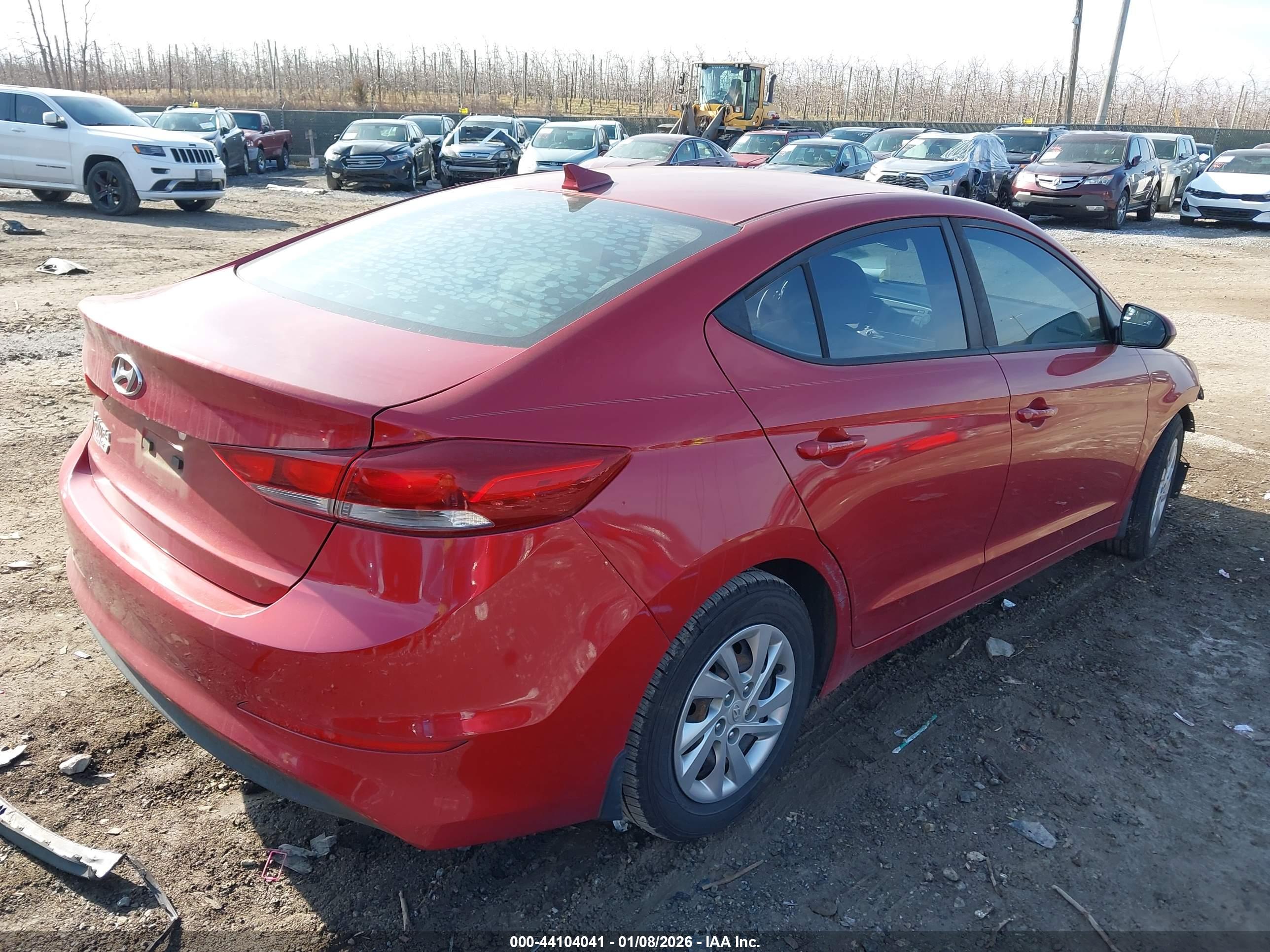 HYUNDAI ELANTRA image 4