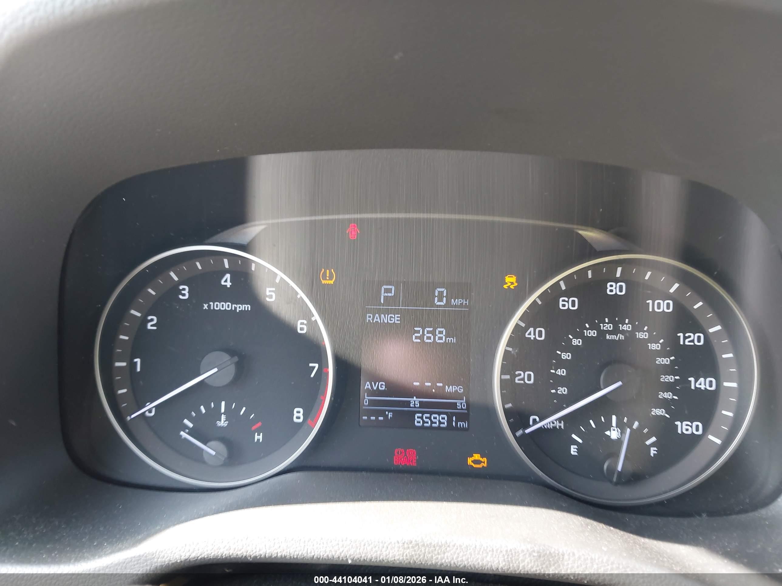 HYUNDAI ELANTRA image 7