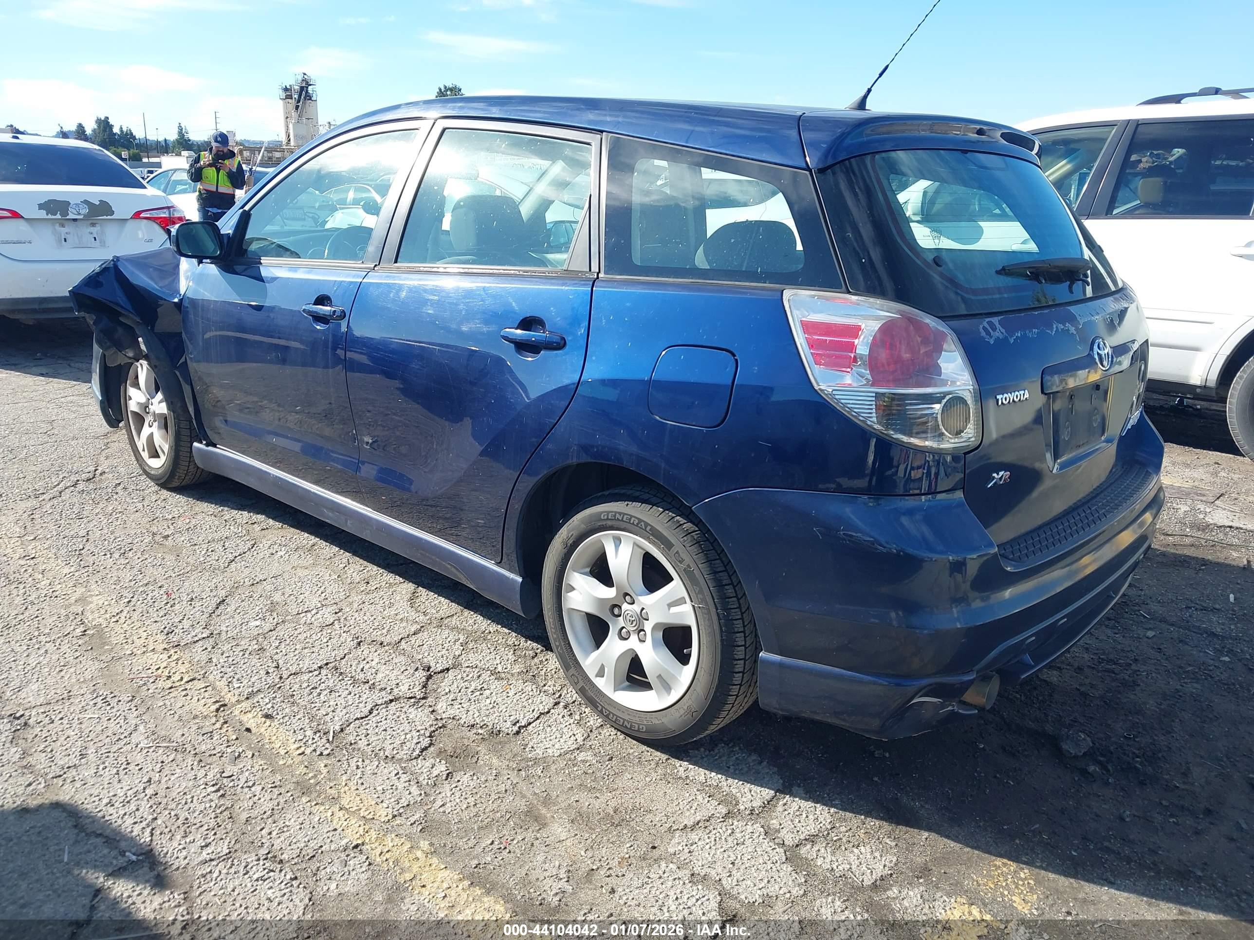 TOYOTA MATRIX image 3