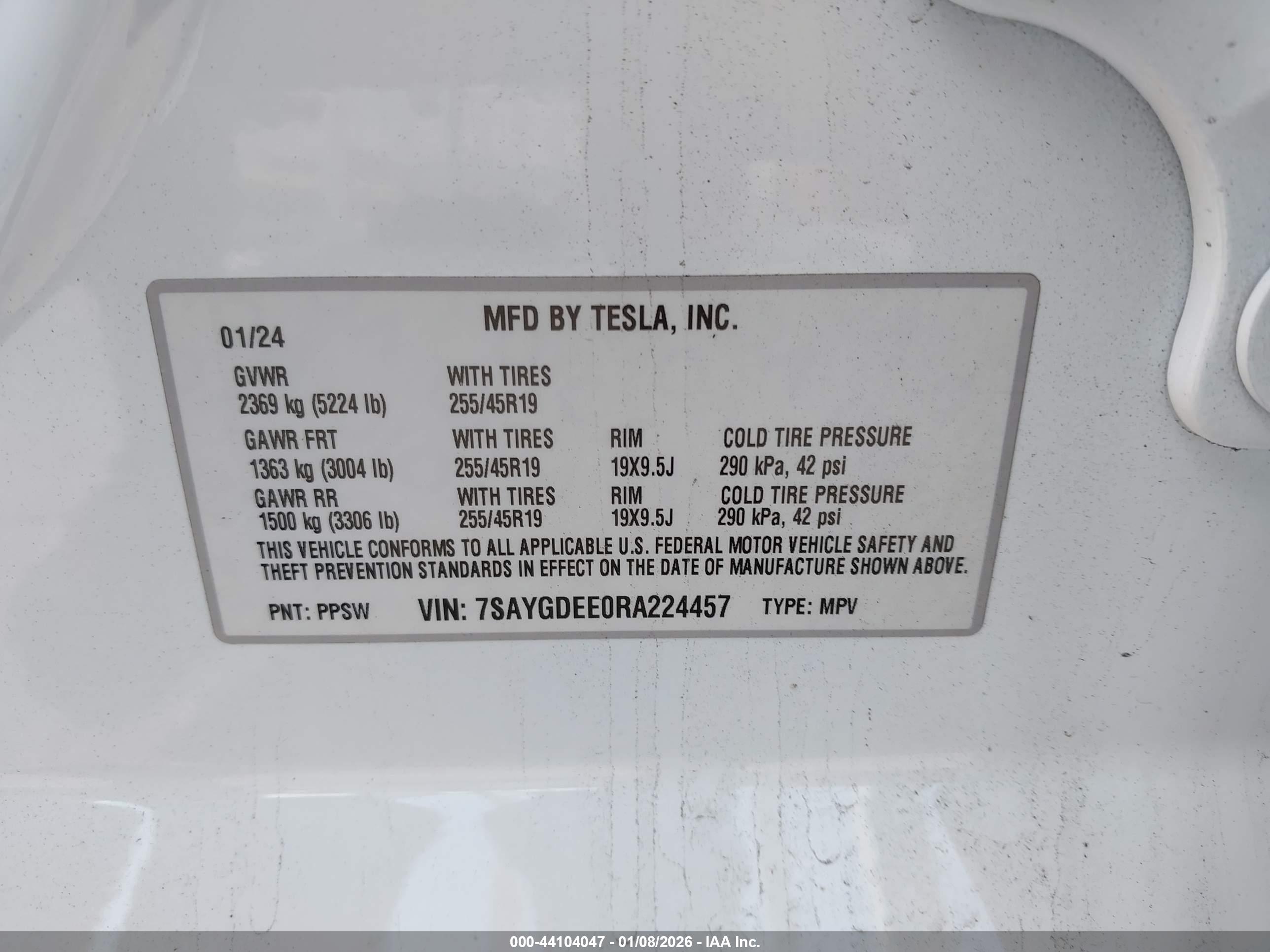 TESLA MODEL image 9