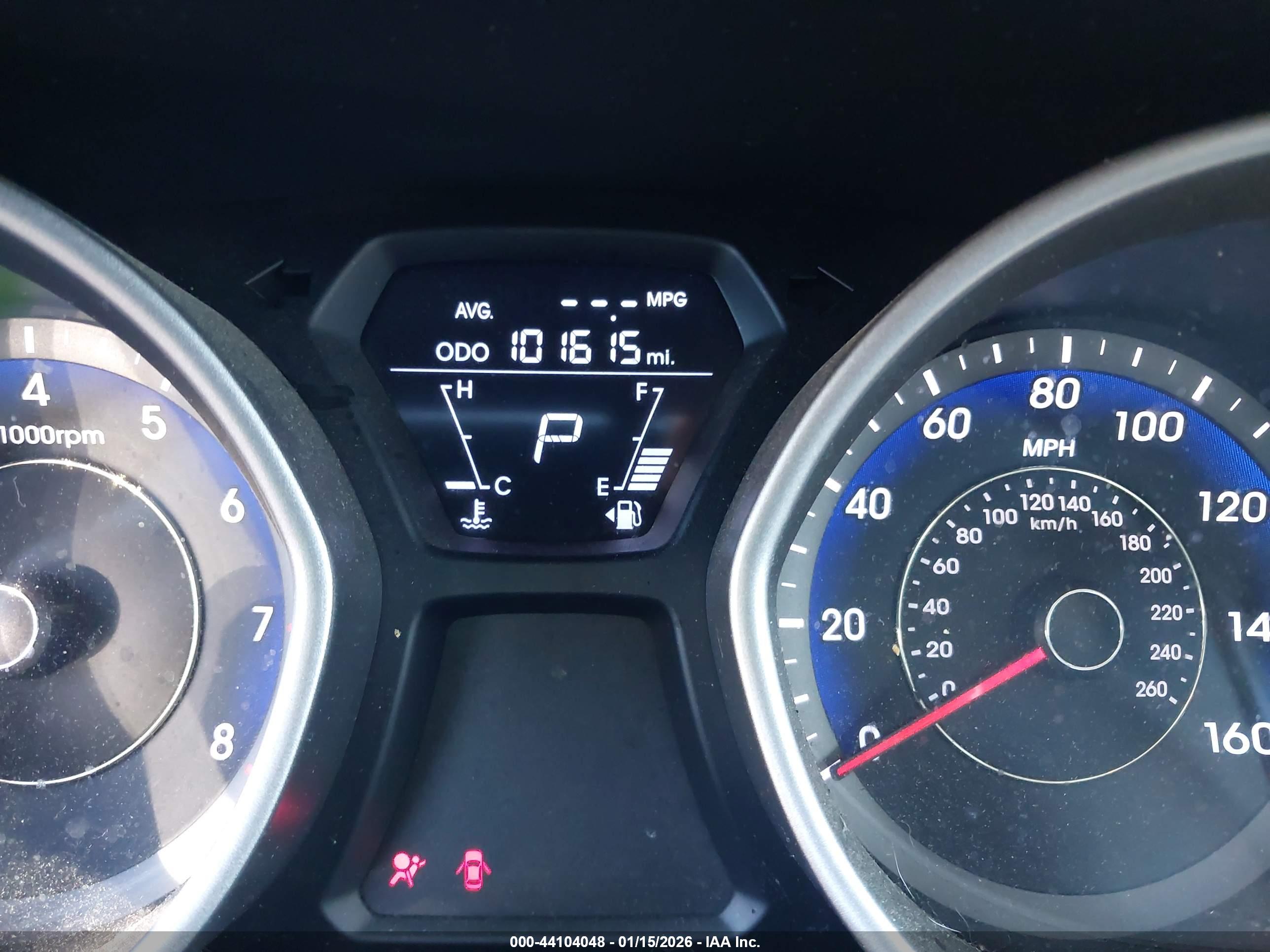 HYUNDAI ELANTRA image 7
