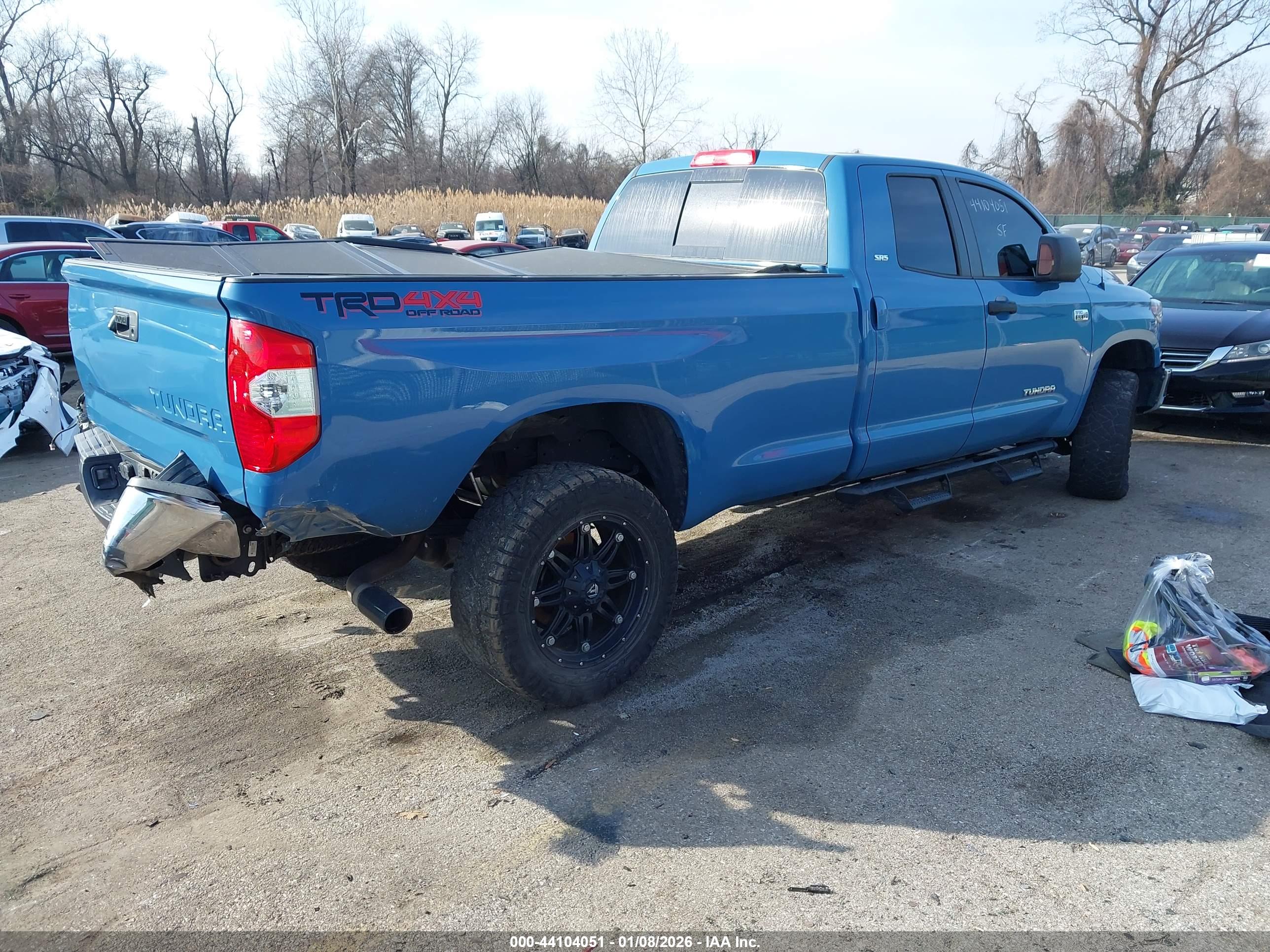 TOYOTA TUNDRA image 4