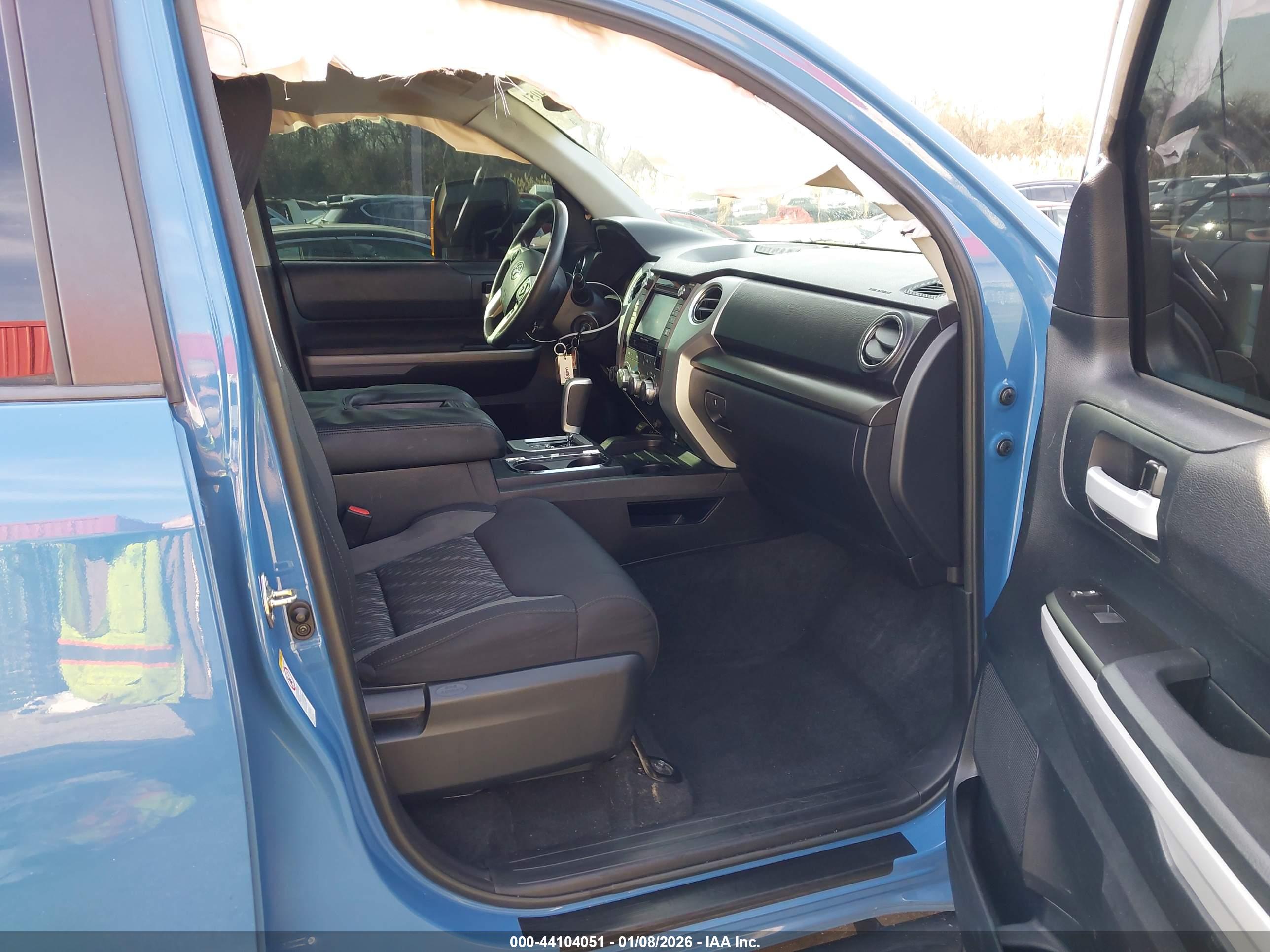 TOYOTA TUNDRA image 5
