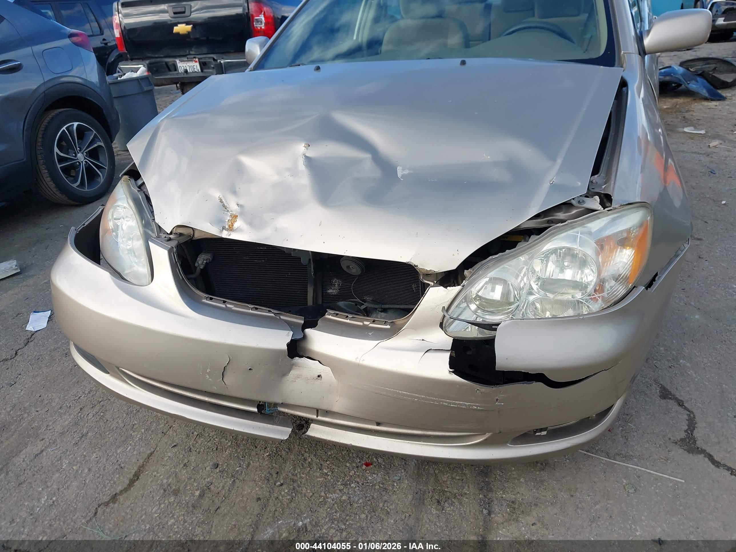 TOYOTA COROLLA image 6