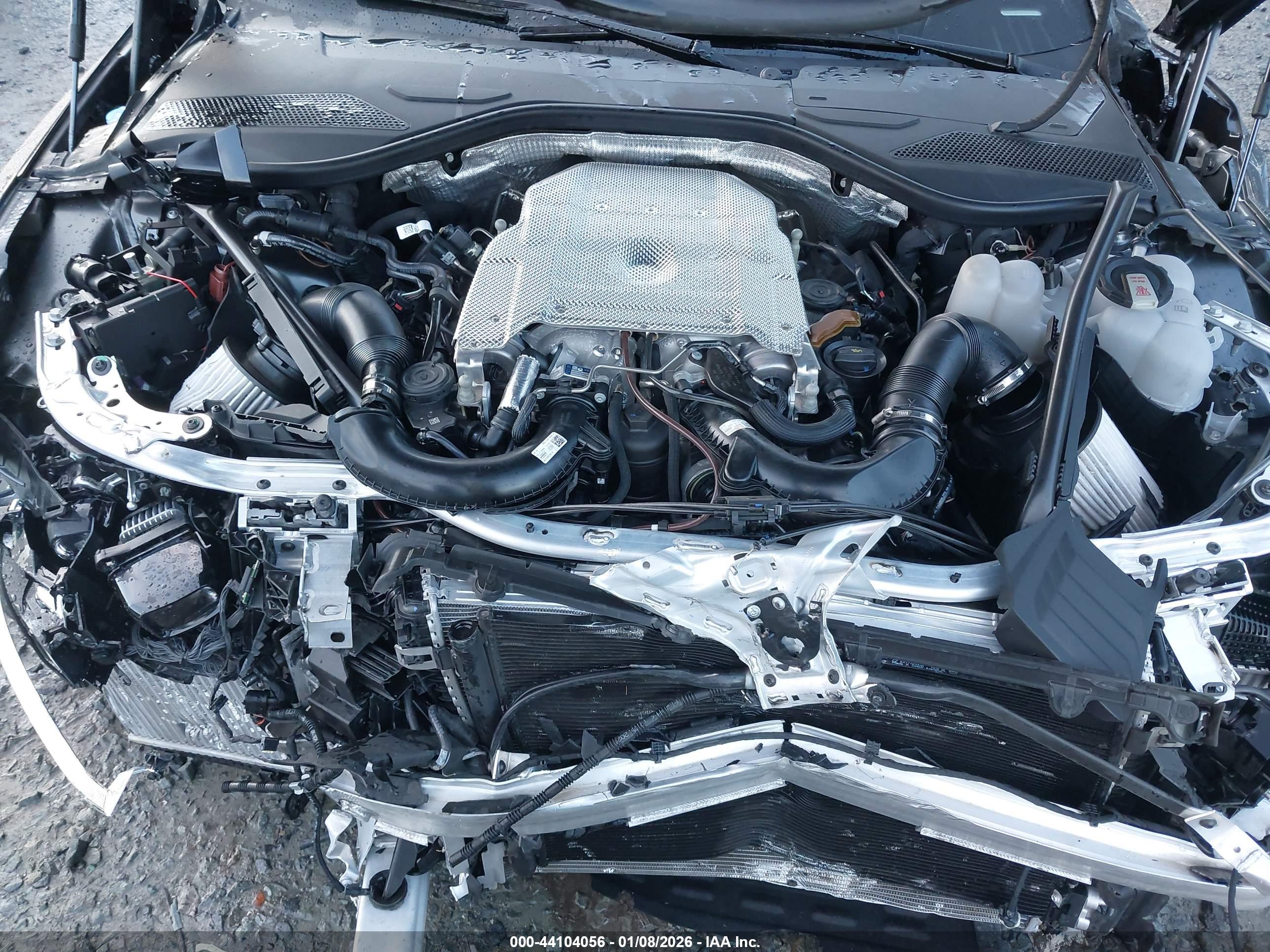 AUDI S8 image 10