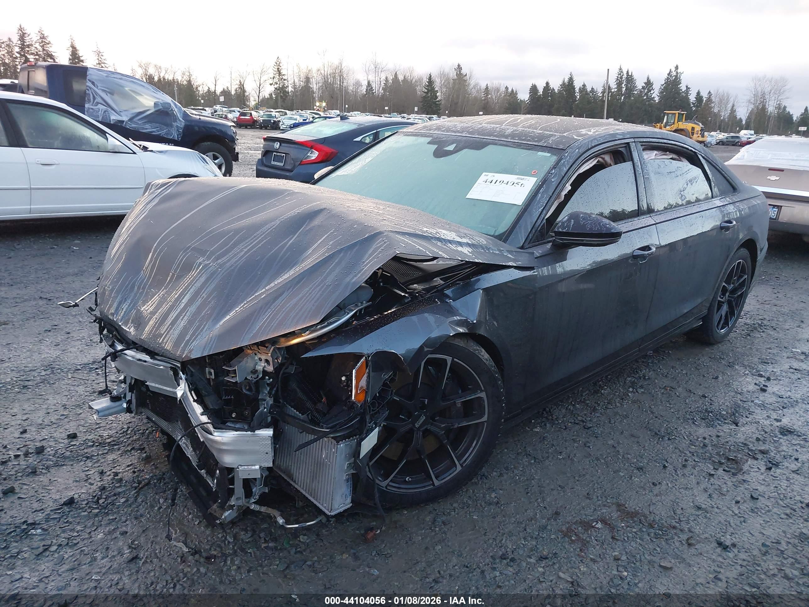 AUDI S8 image 2
