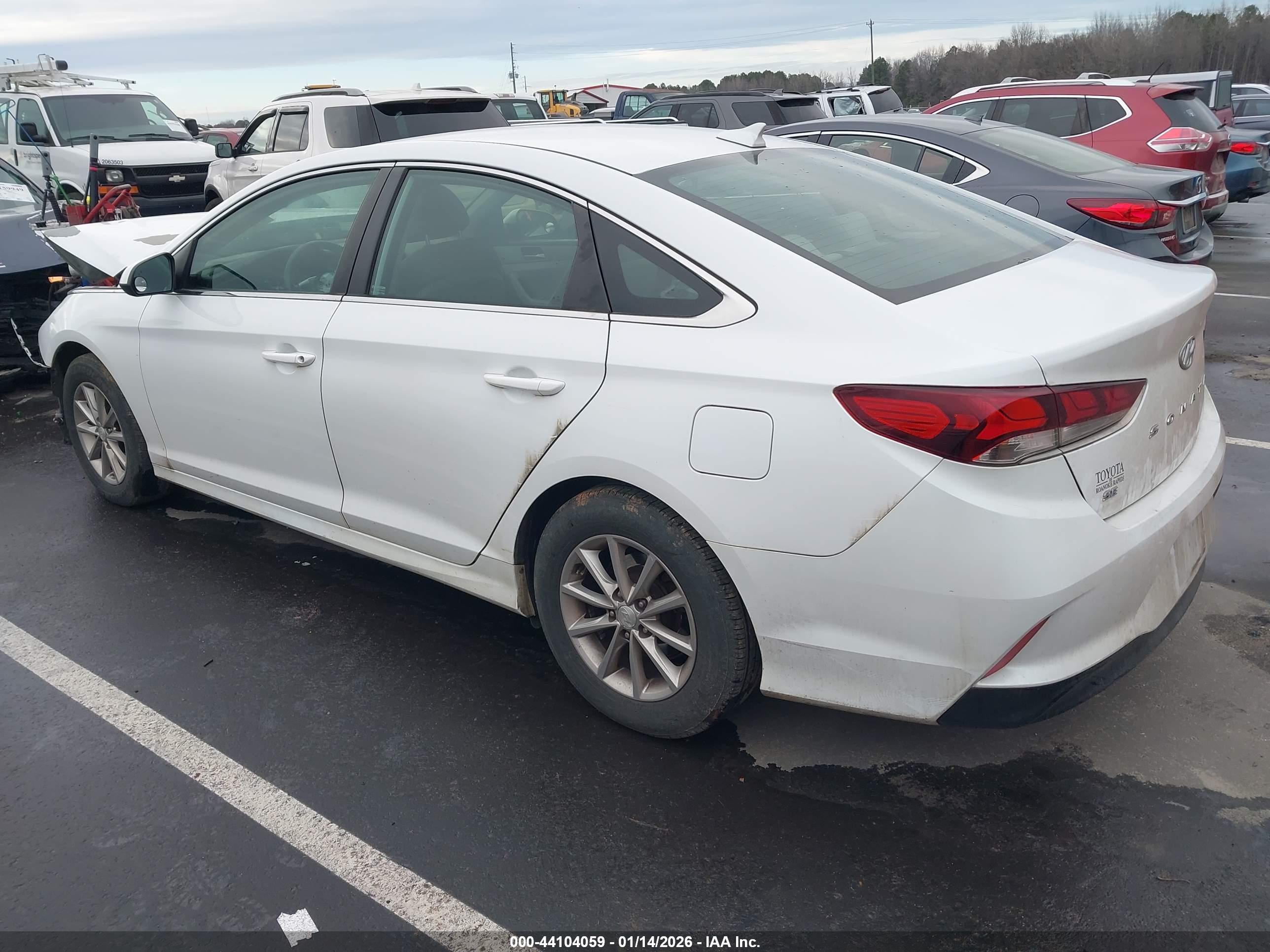 HYUNDAI SONATA image 3