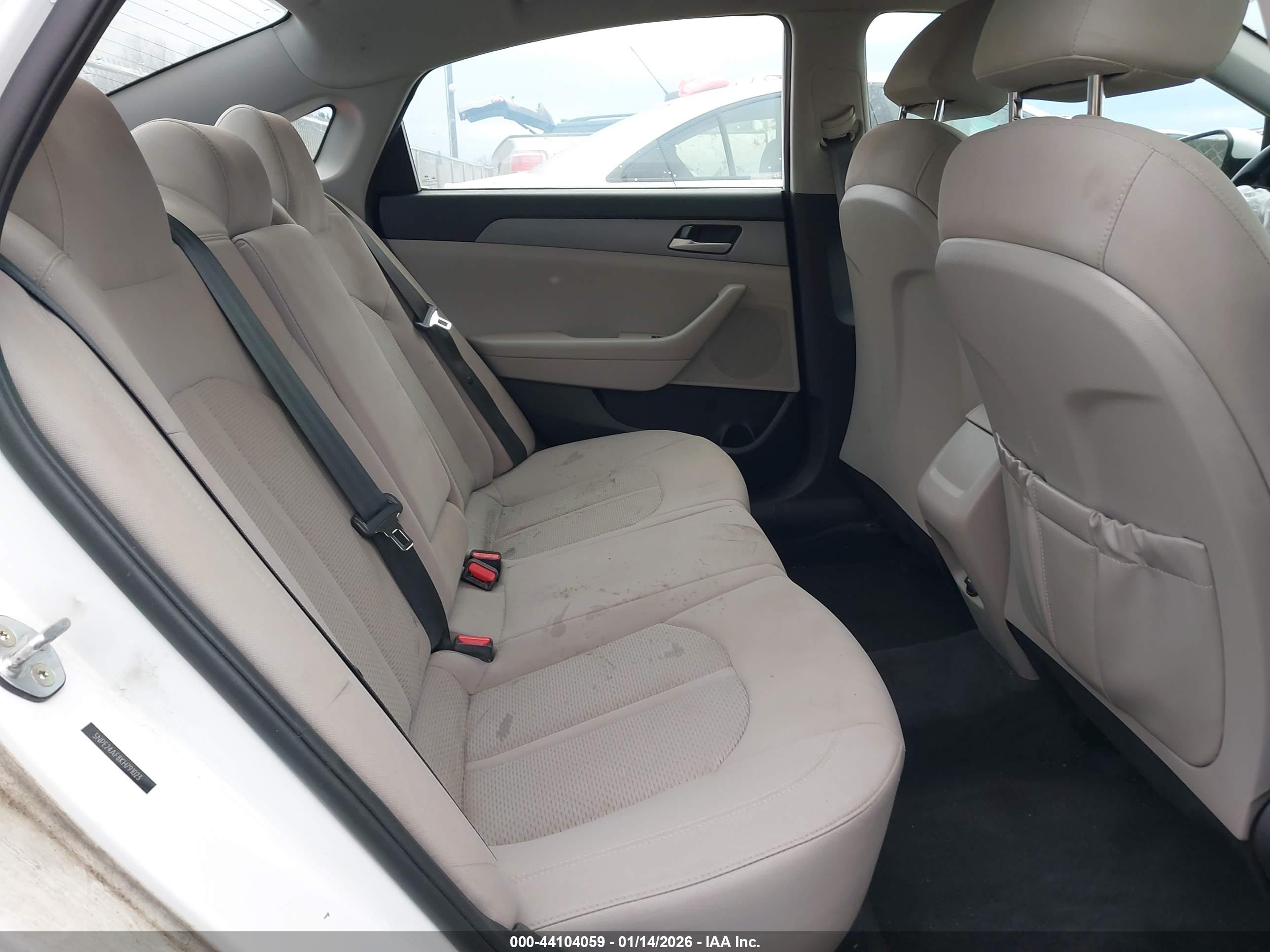 HYUNDAI SONATA image 8