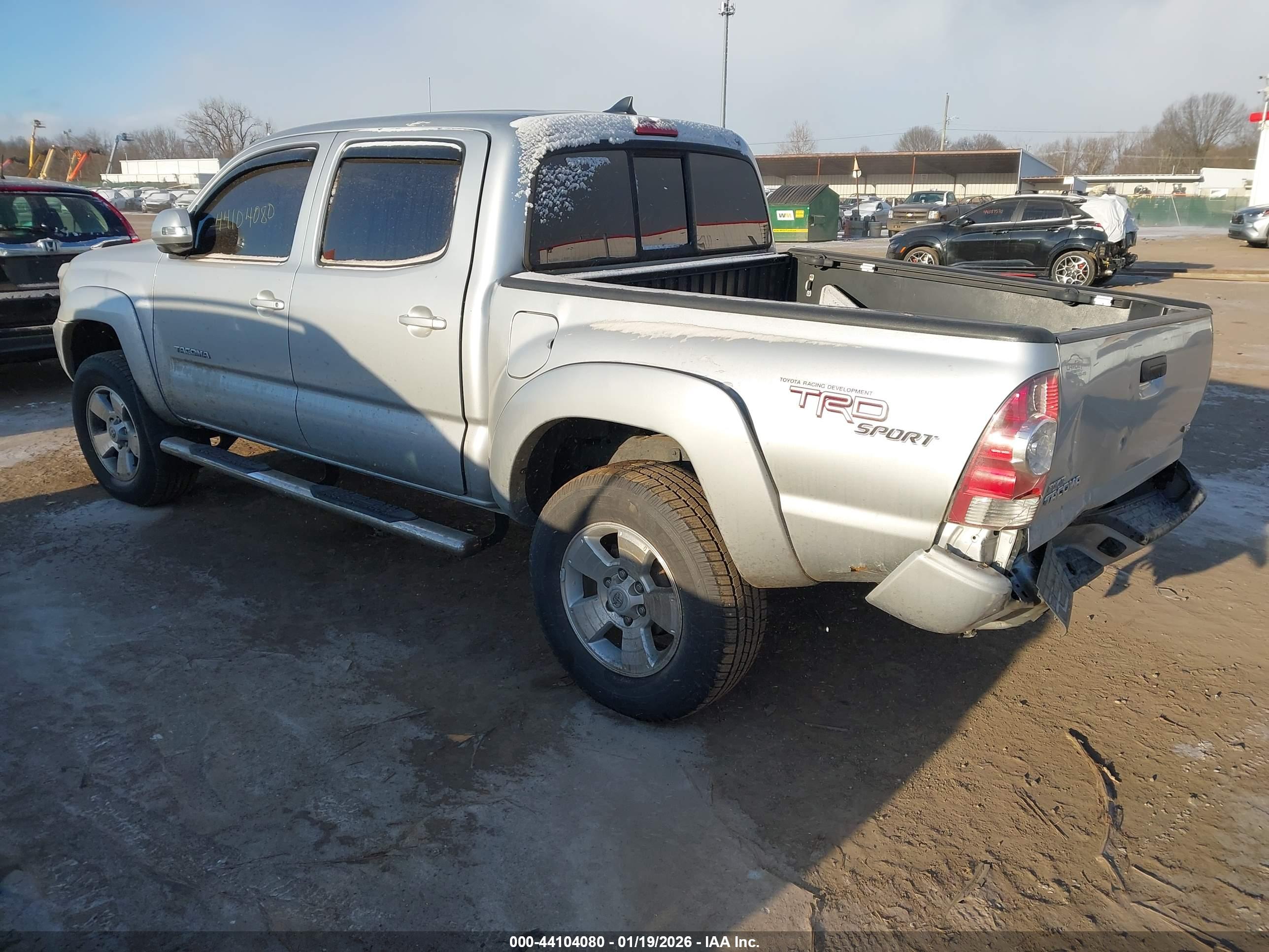 TOYOTA TACOMA image 3