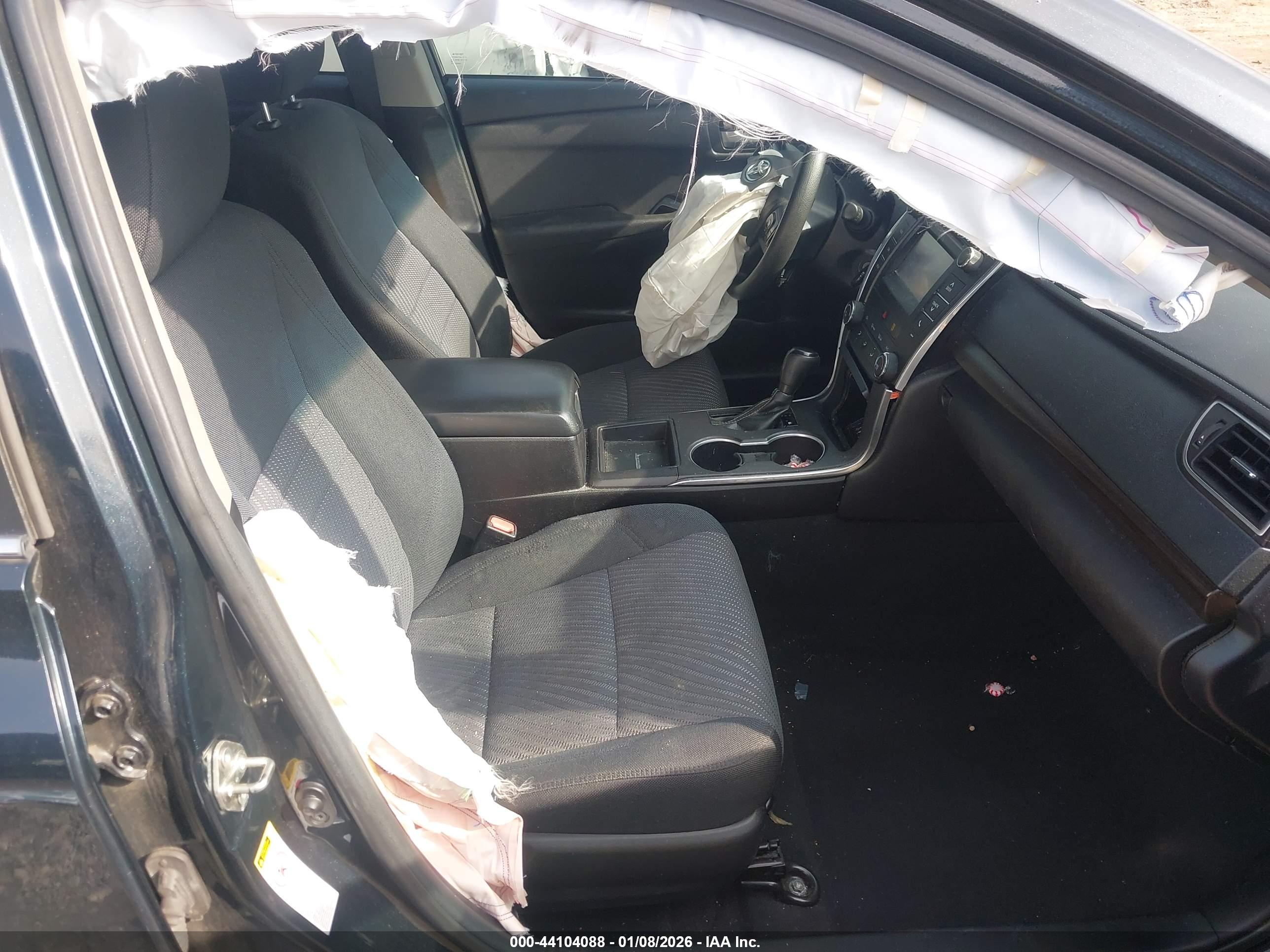 TOYOTA CAMRY image 5