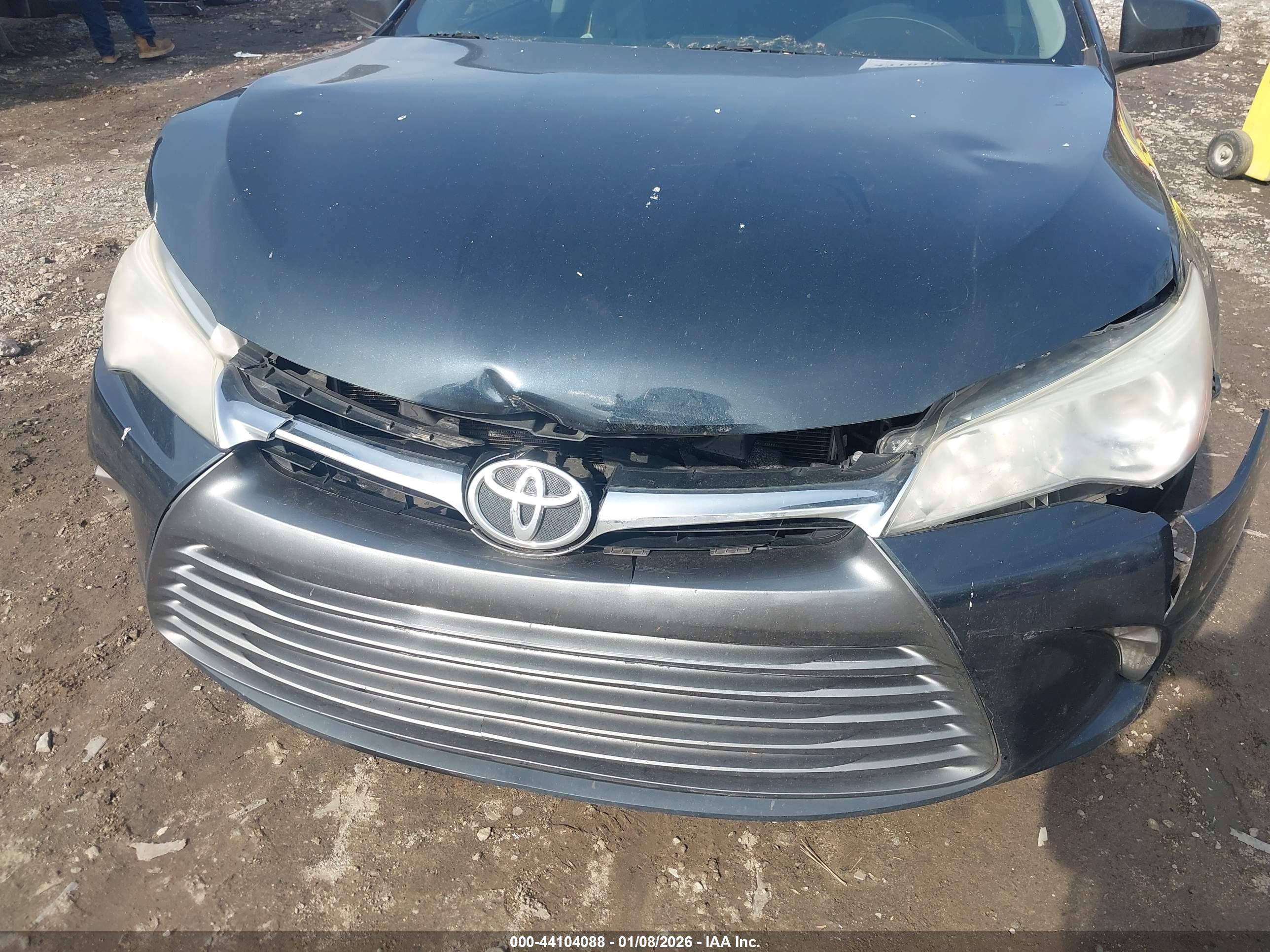 TOYOTA CAMRY image 6