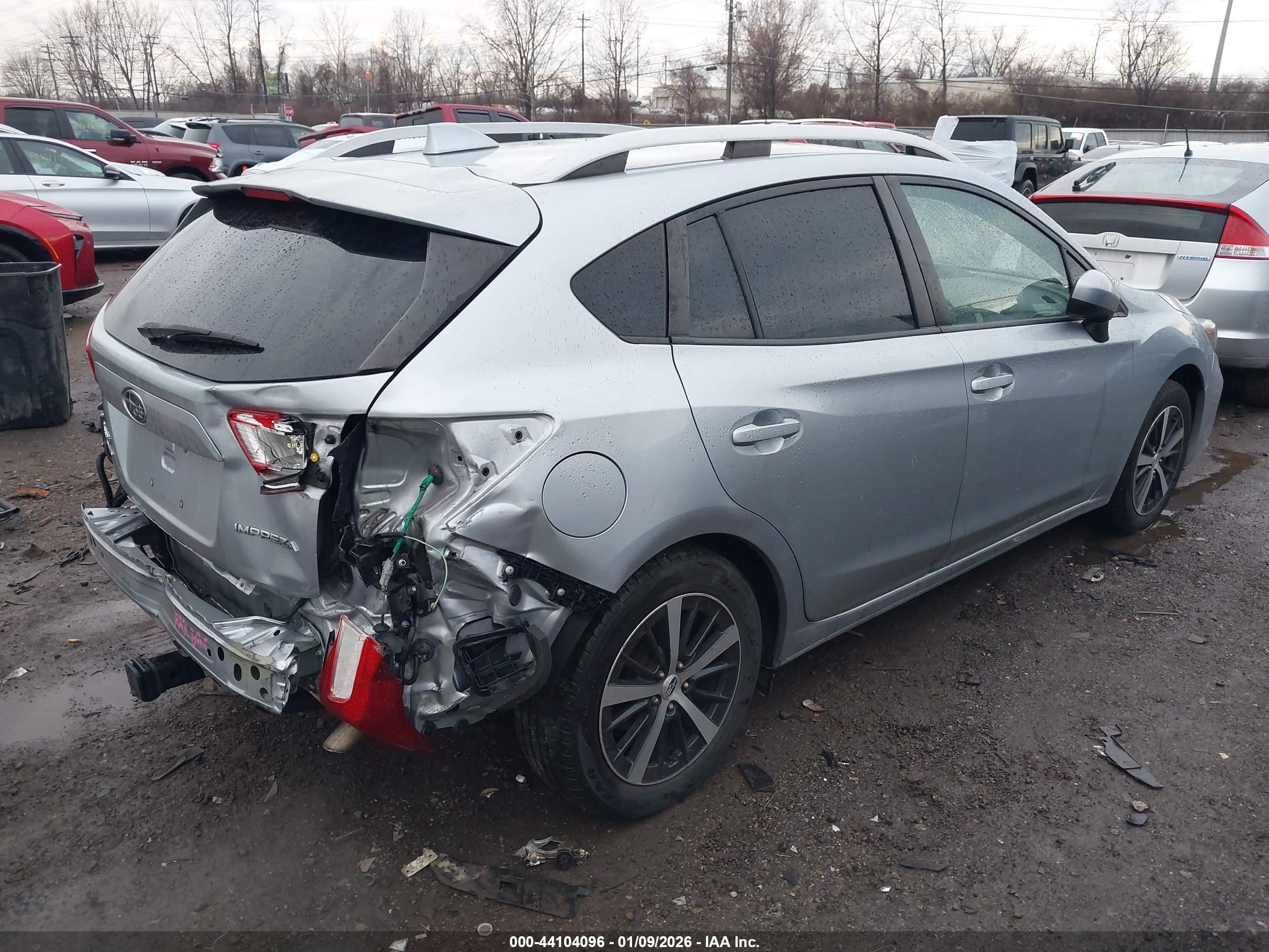 SUBARU IMPREZA image 4
