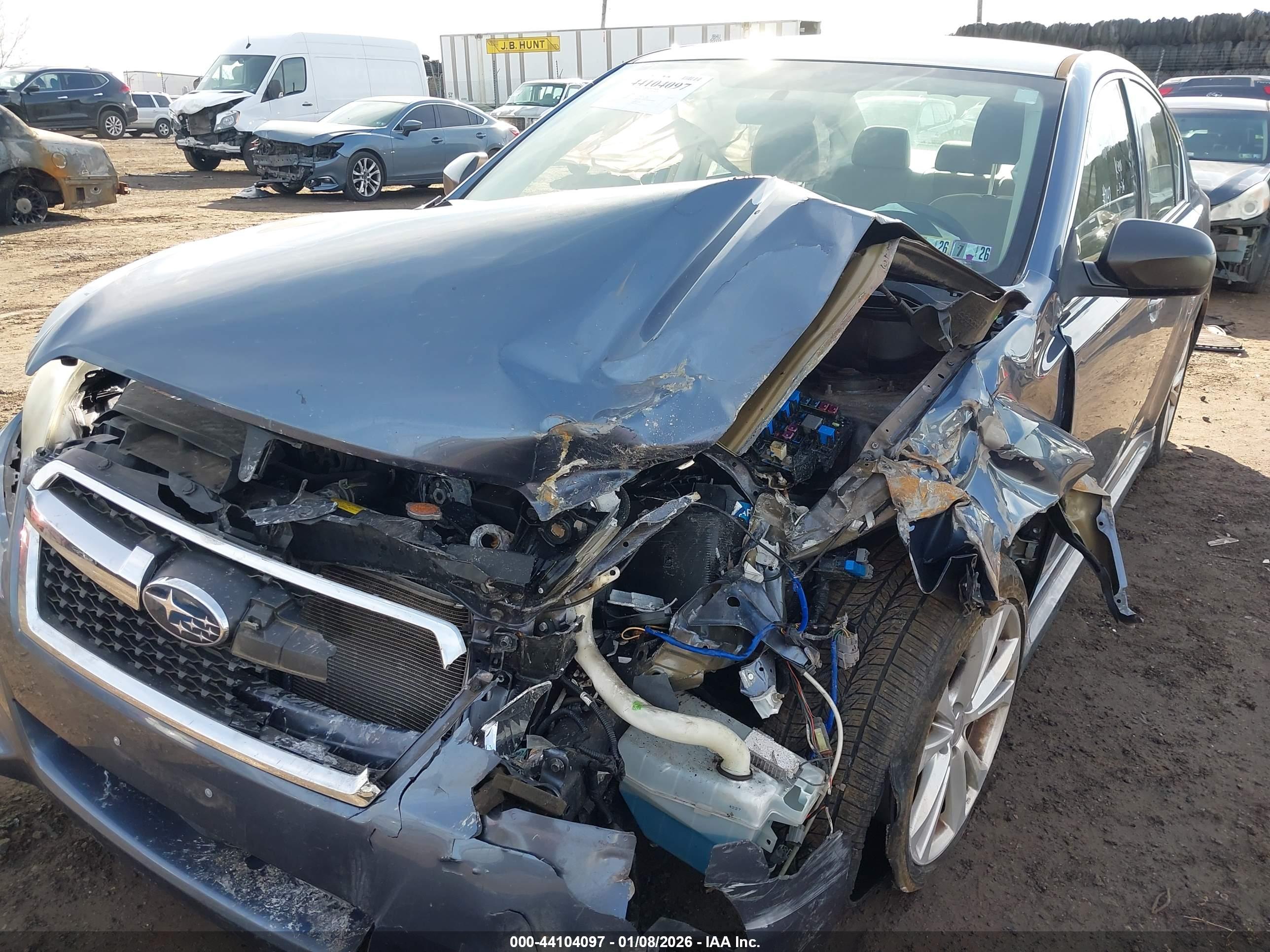 SUBARU LEGACY image 6