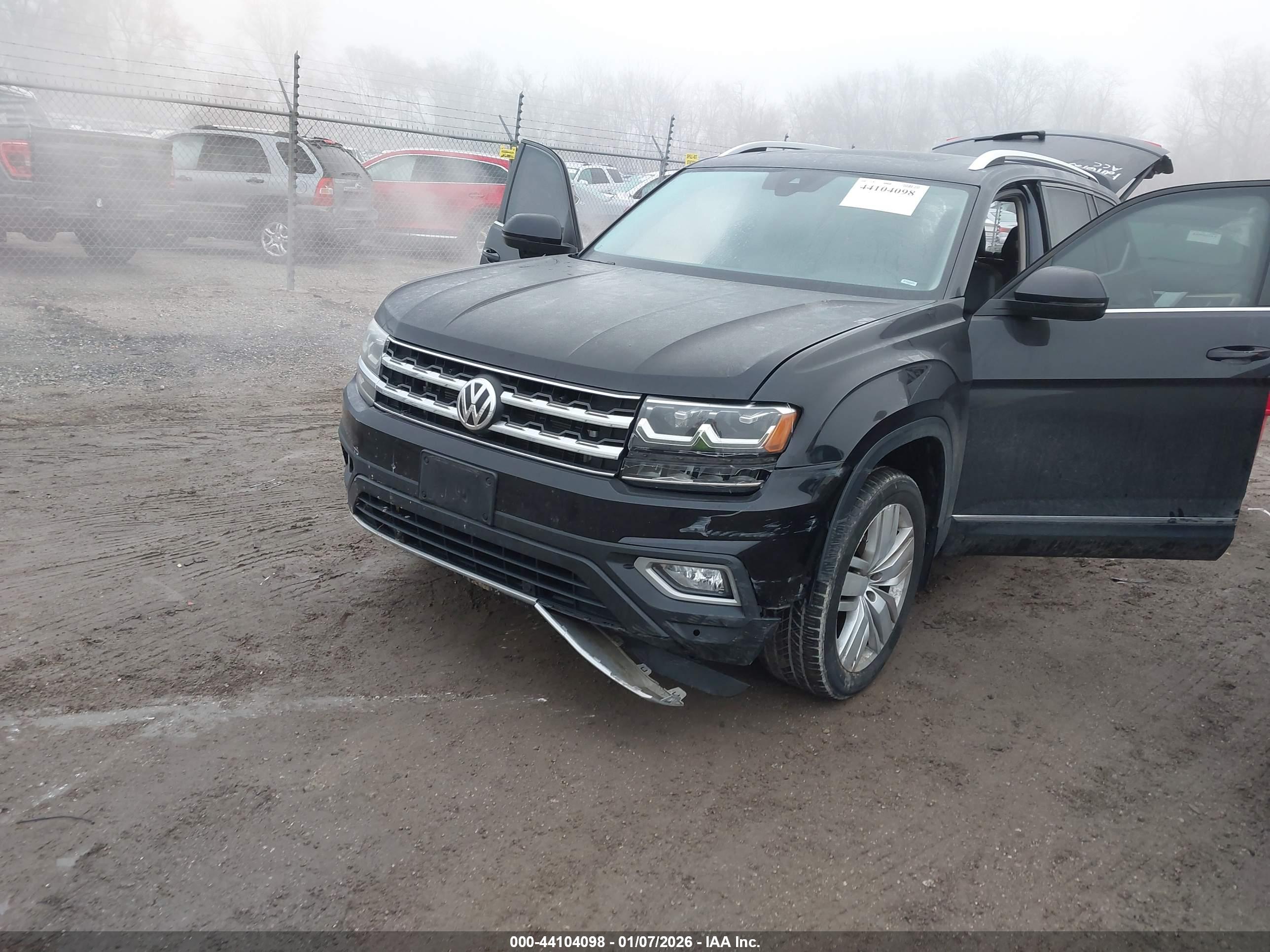 VOLKSWAGEN ATLAS image 2