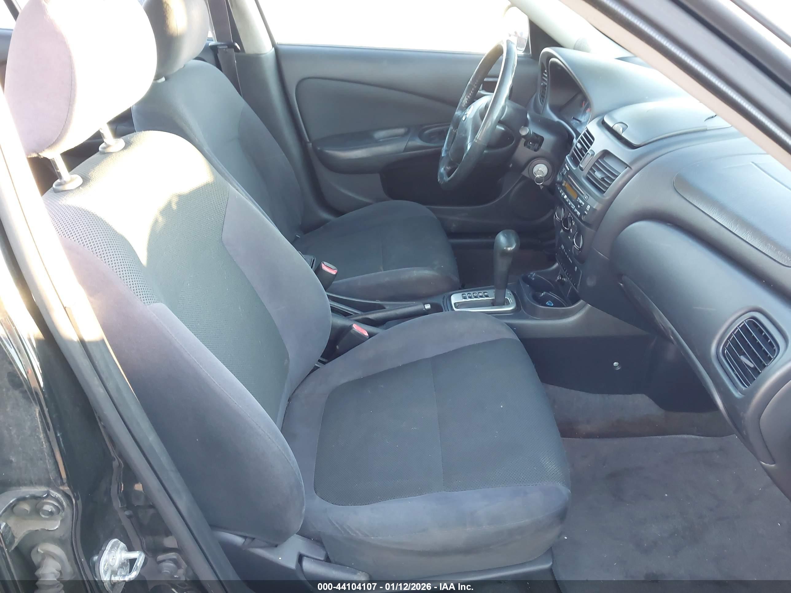 NISSAN SENTRA image 5