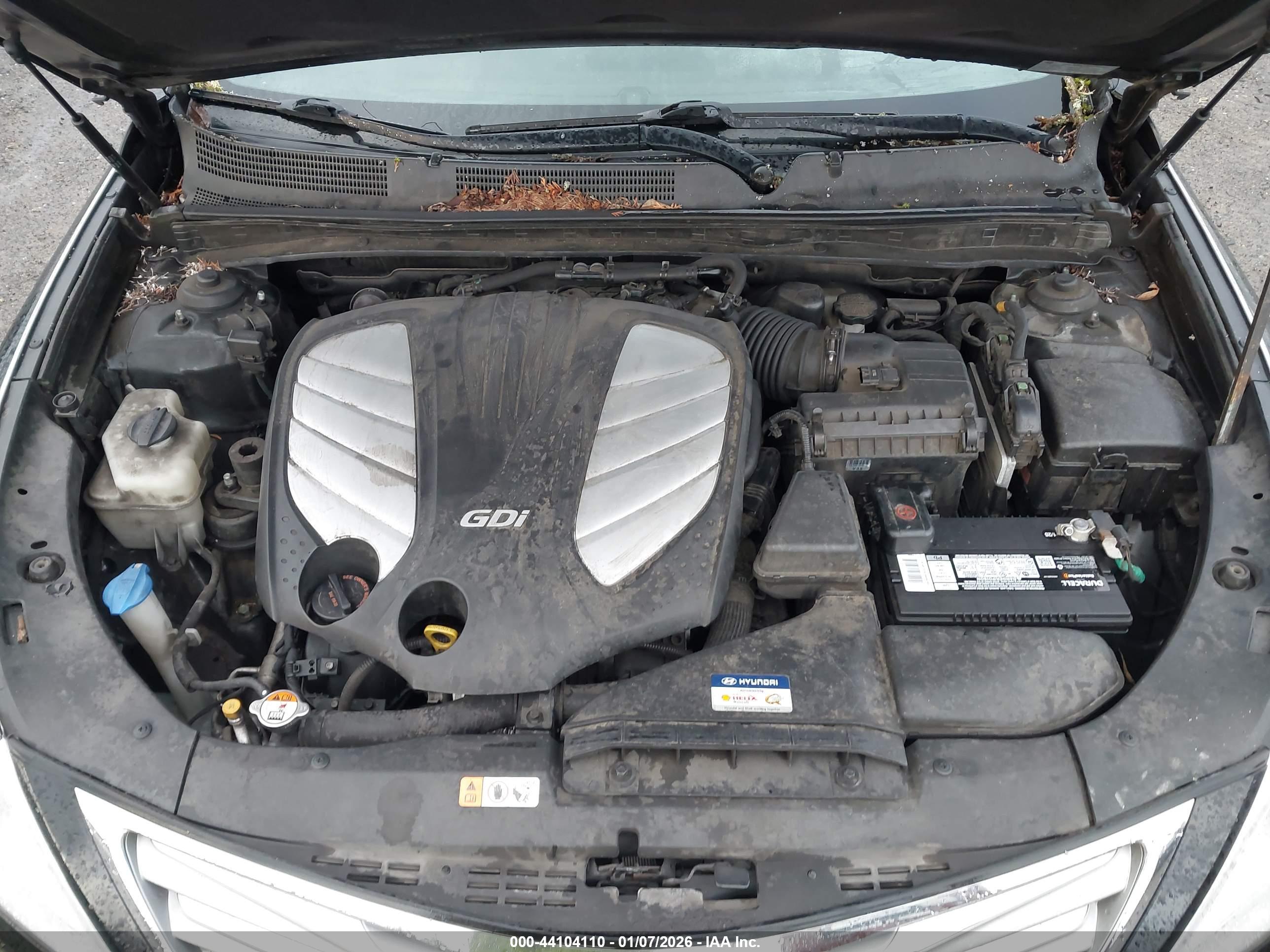 HYUNDAI AZERA image 10
