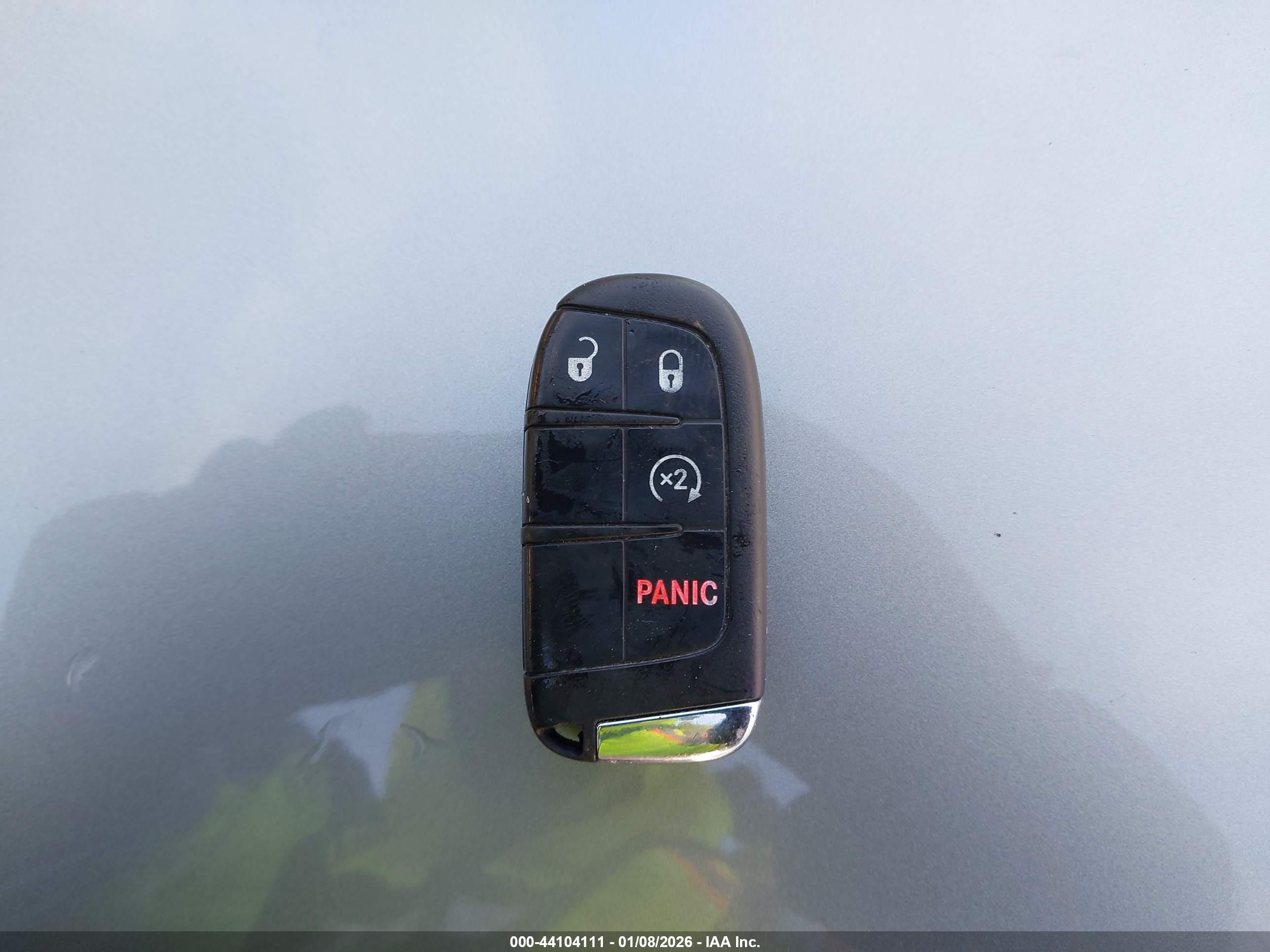 JEEP RENEGADE image 11