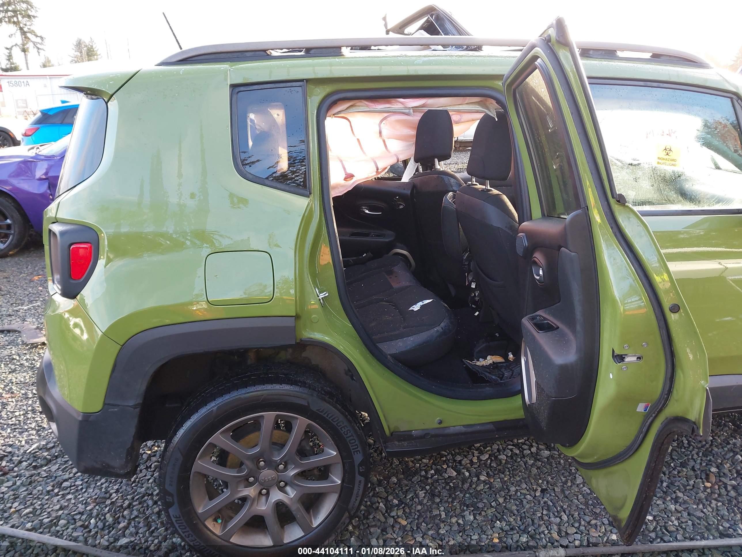 JEEP RENEGADE image 8