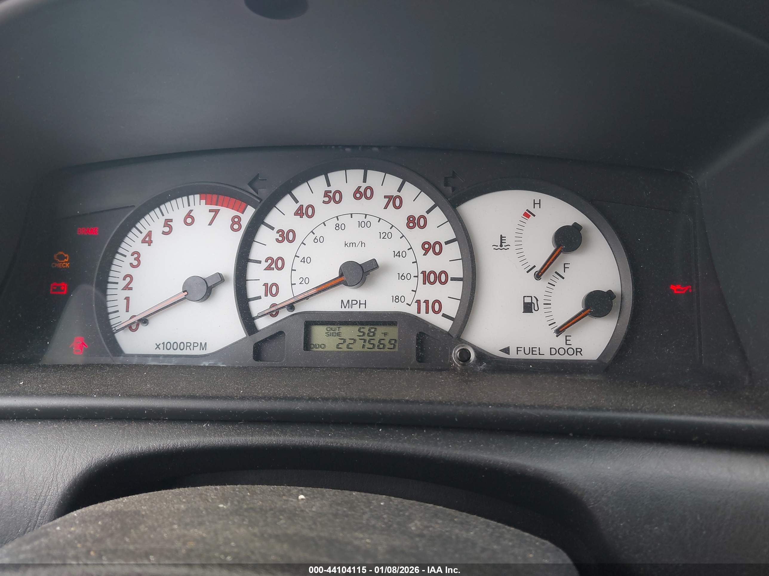 TOYOTA COROLLA image 7