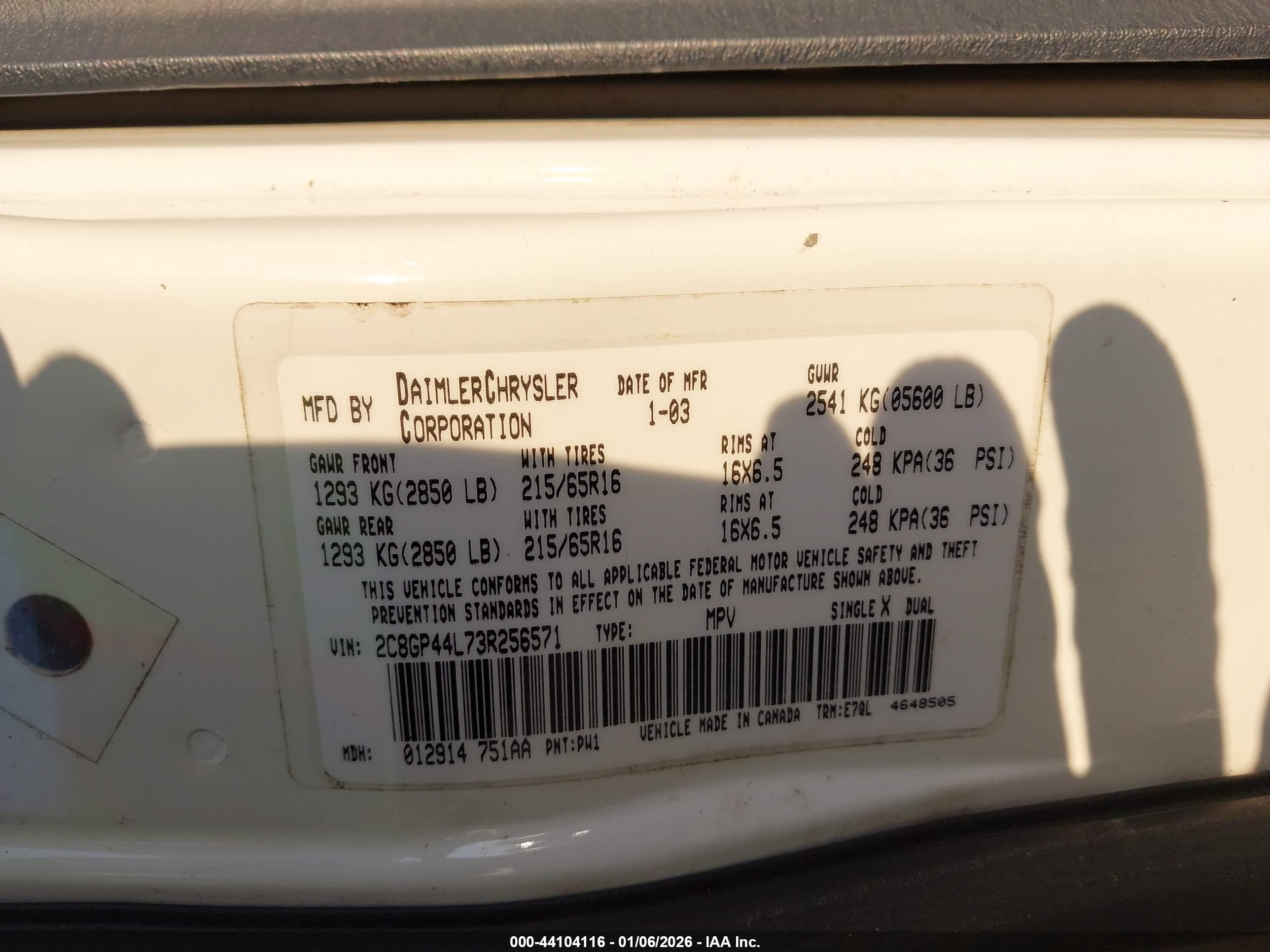 CHRYSLER TOWN image 9