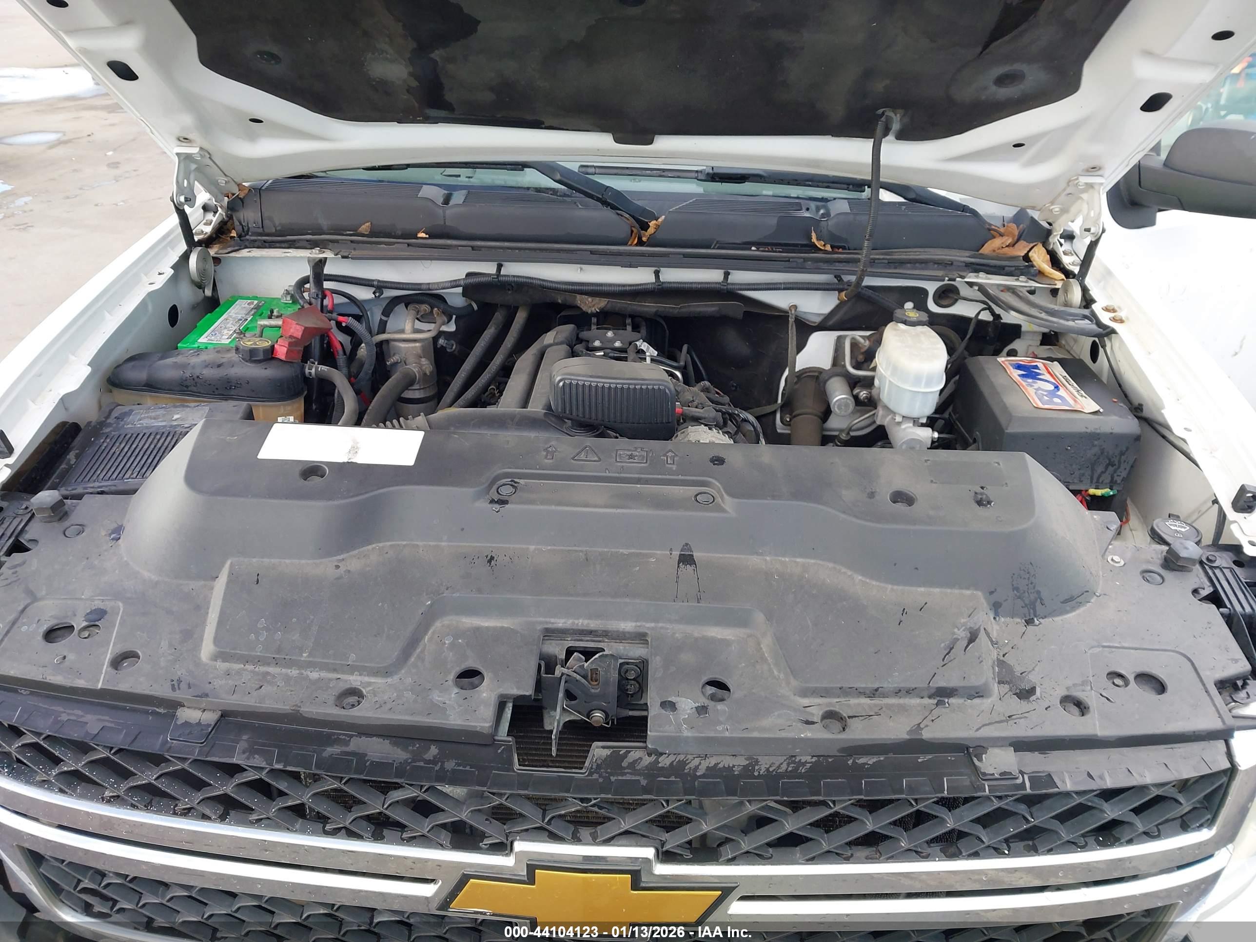 CHEVROLET SILVERADO image 10
