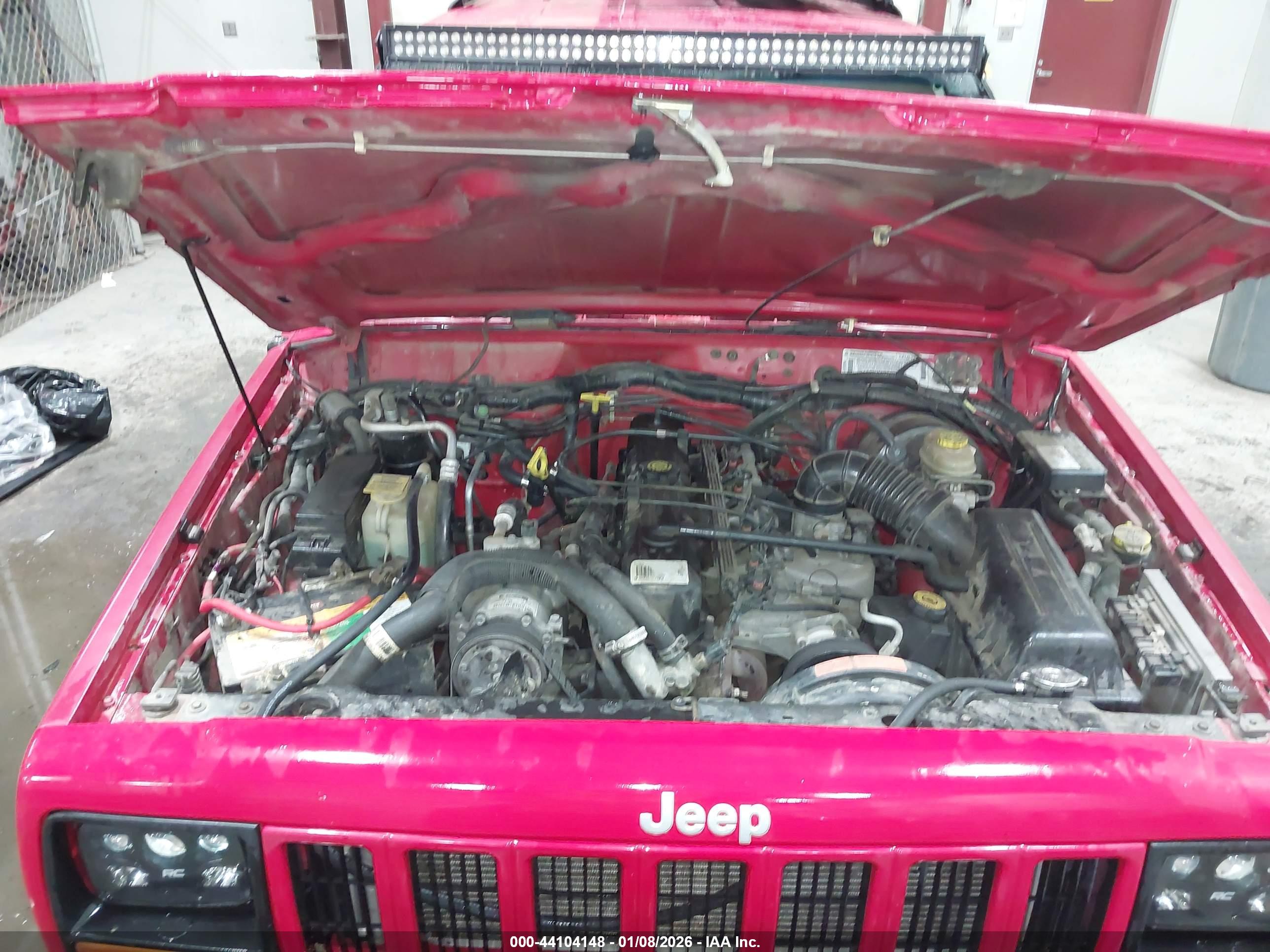 JEEP CHEROKEE image 10