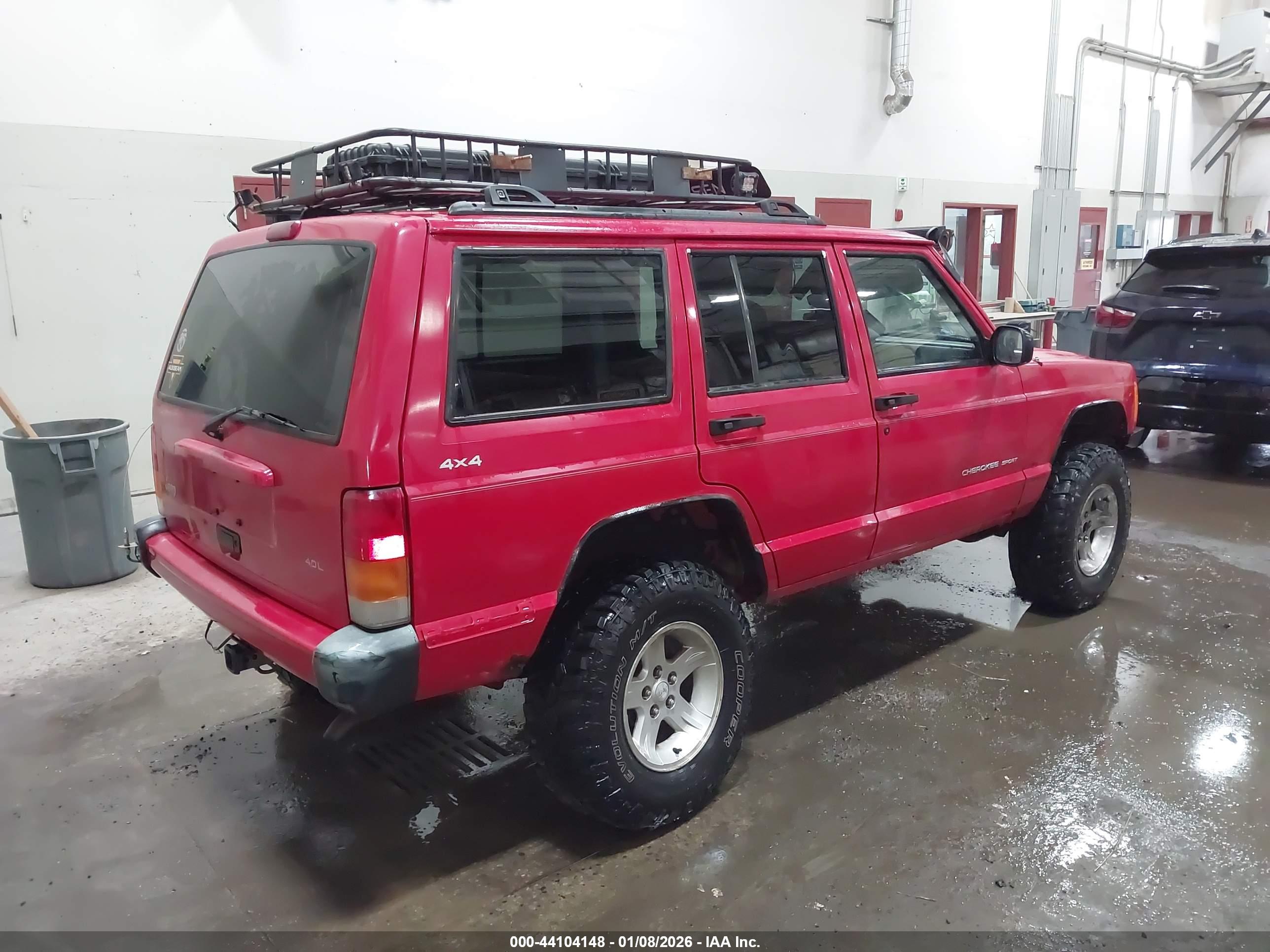 JEEP CHEROKEE image 4
