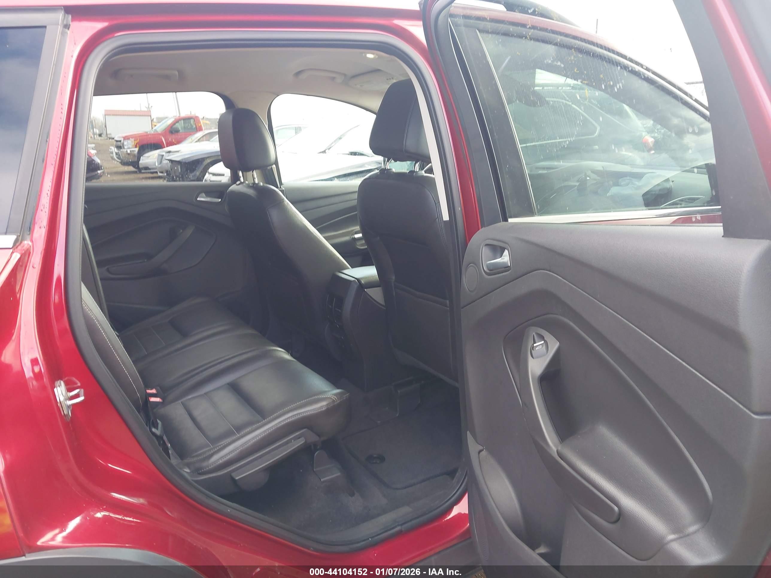 FORD ESCAPE image 8