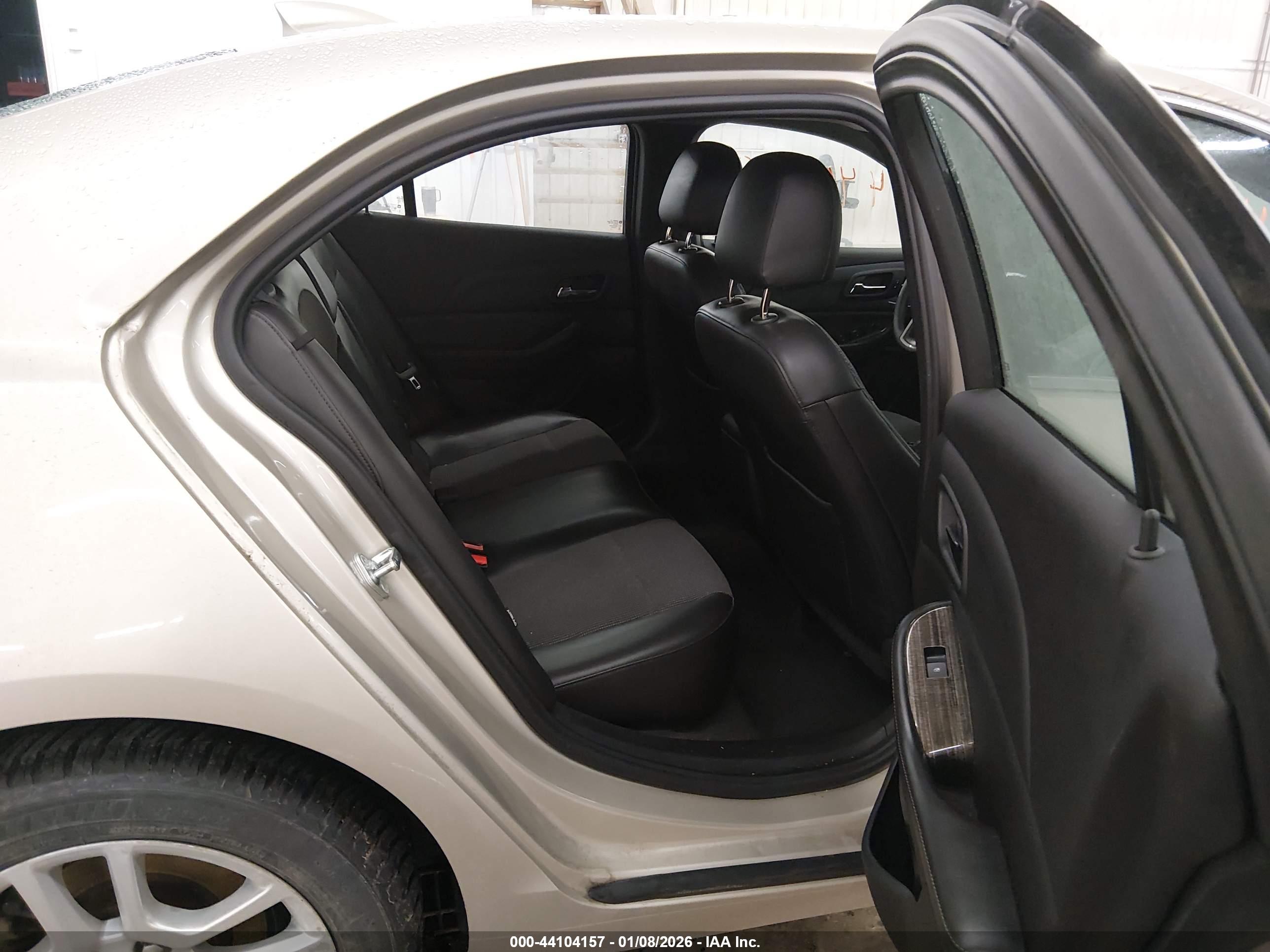 CHEVROLET MALIBU image 8