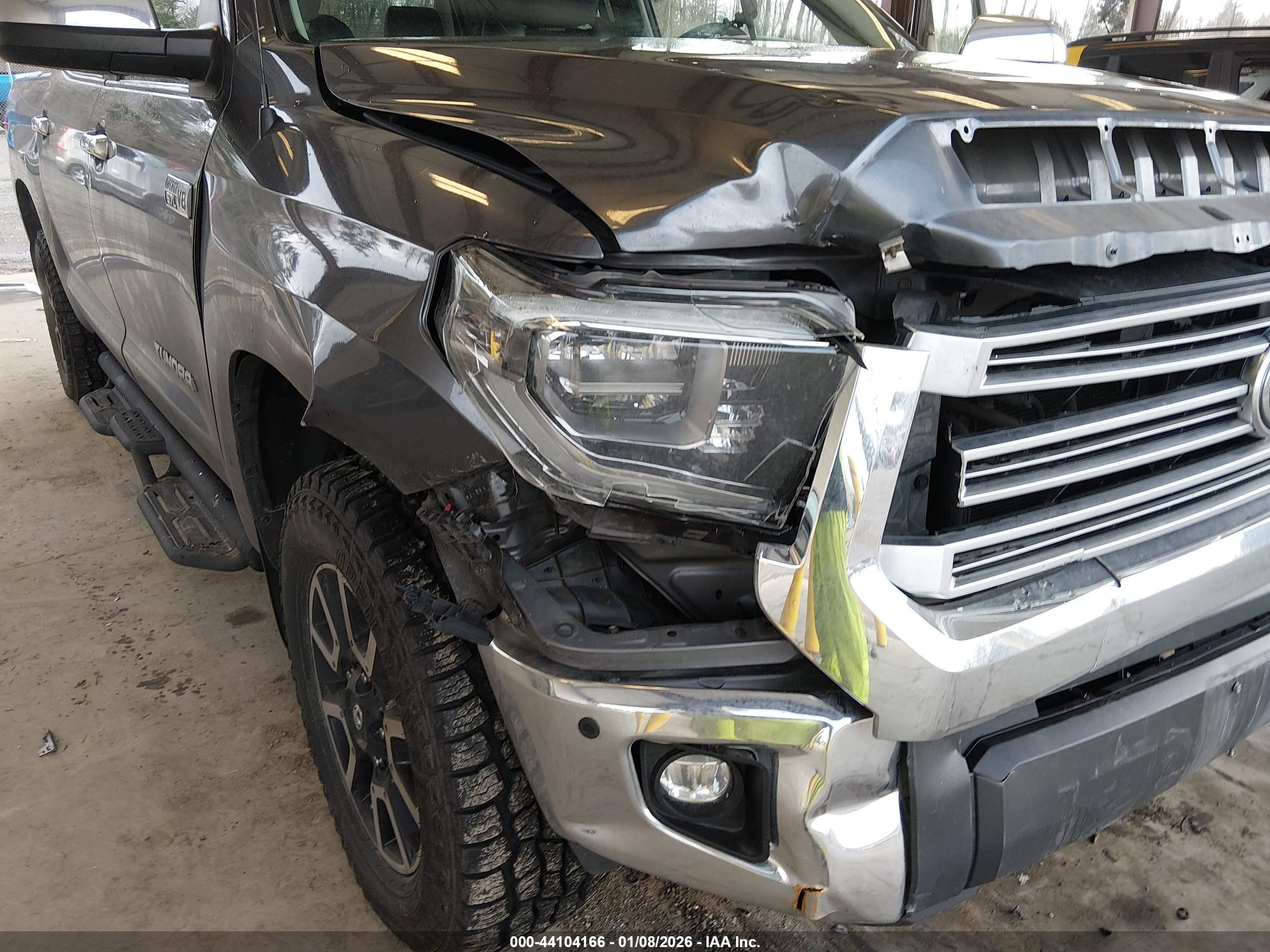 TOYOTA TUNDRA image 6