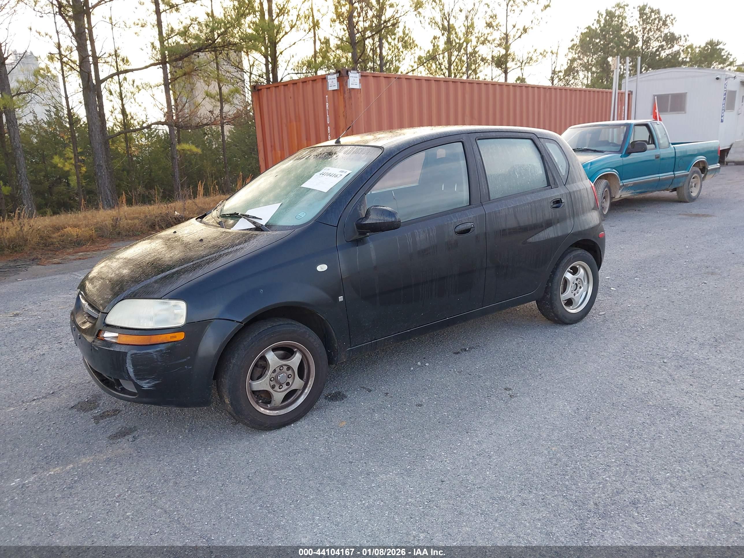 CHEVROLET AVEO image 2