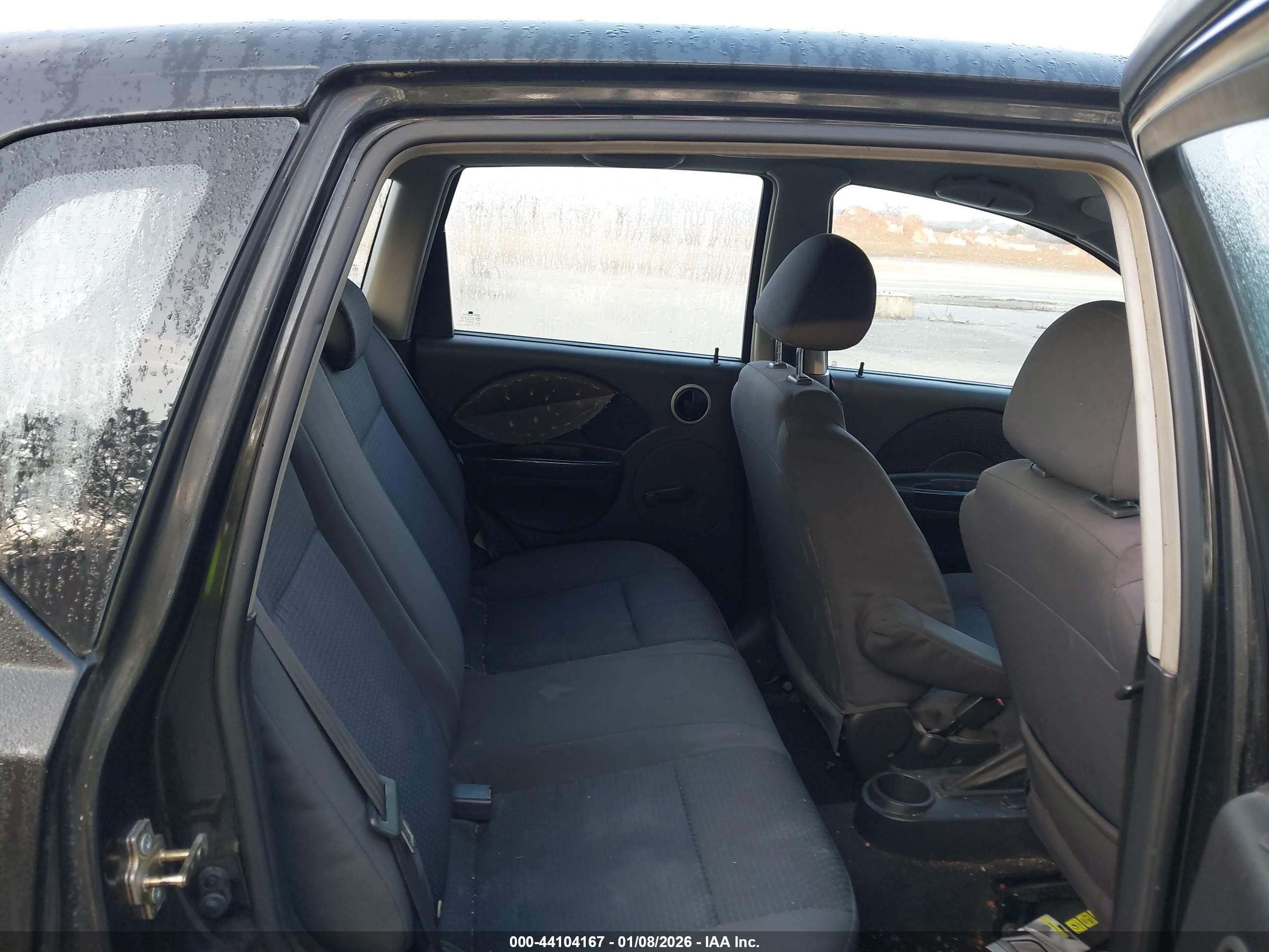 CHEVROLET AVEO image 8
