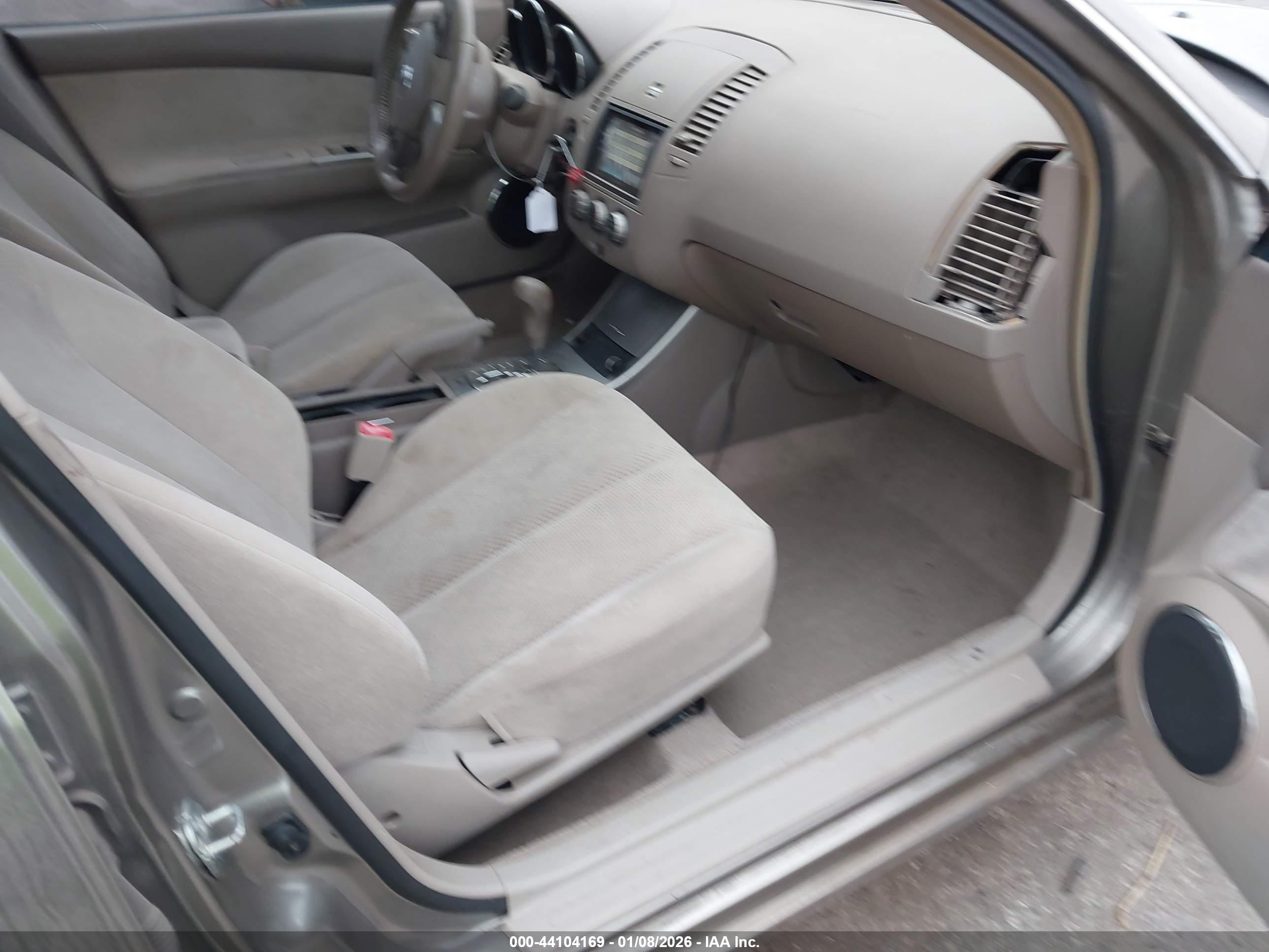 NISSAN ALTIMA image 5