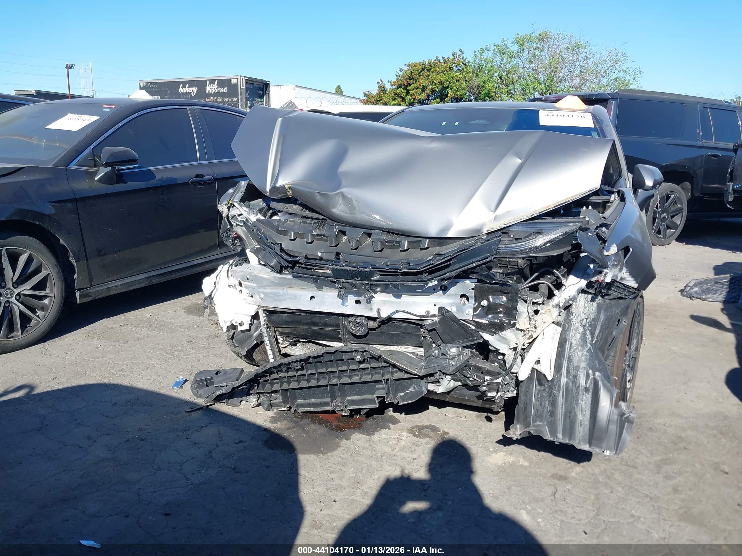 TOYOTA CAMRY image 6
