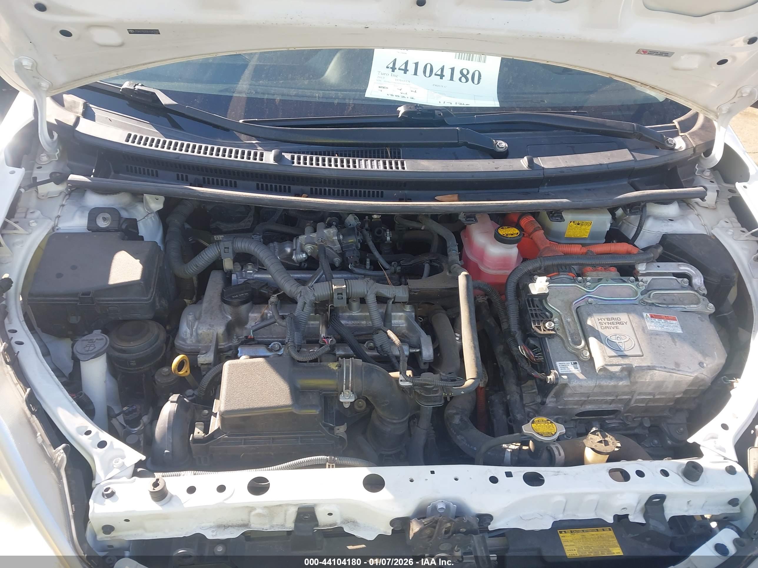 TOYOTA PRIUS image 10