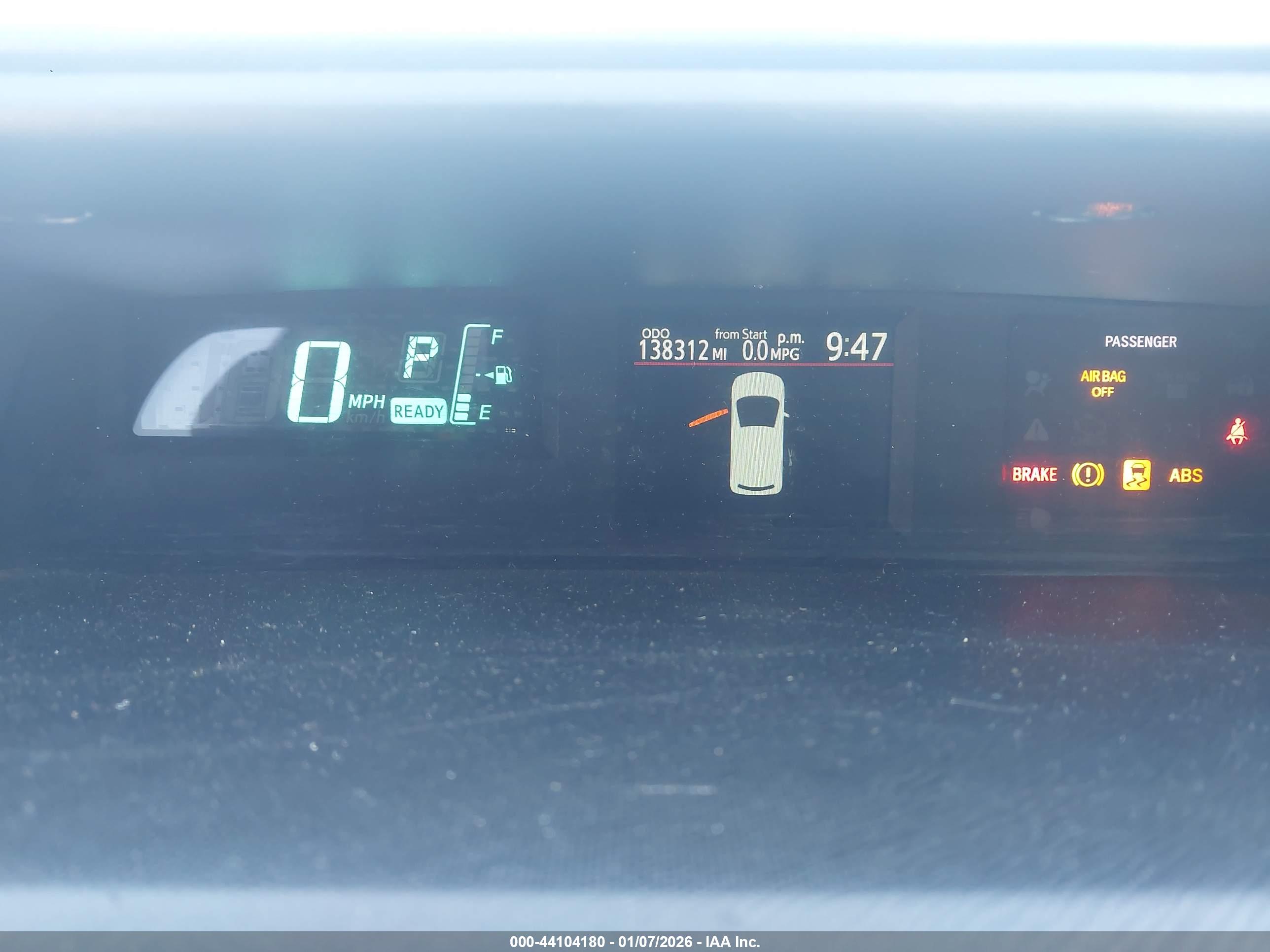 TOYOTA PRIUS image 7