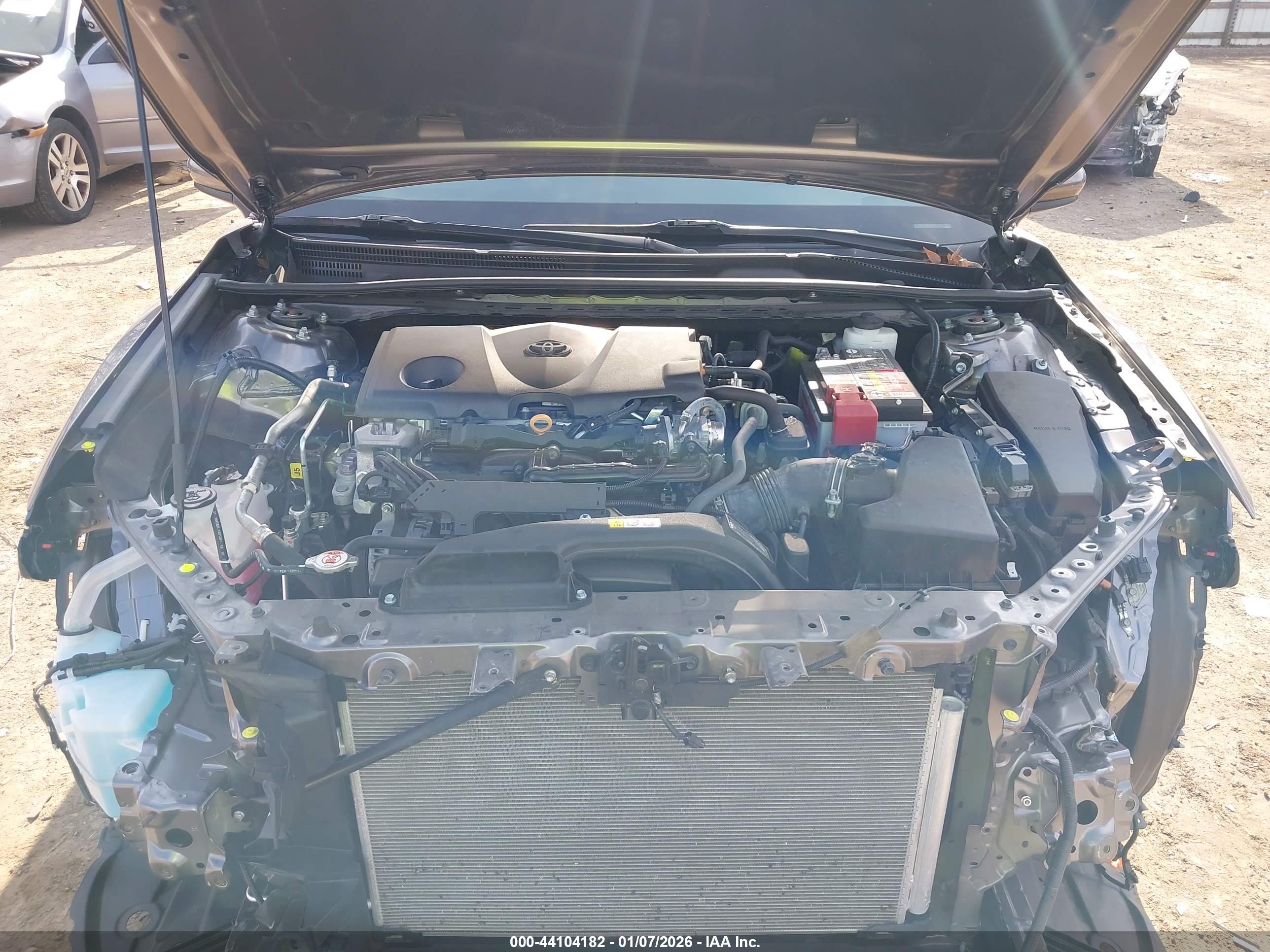 TOYOTA CAMRY image 10
