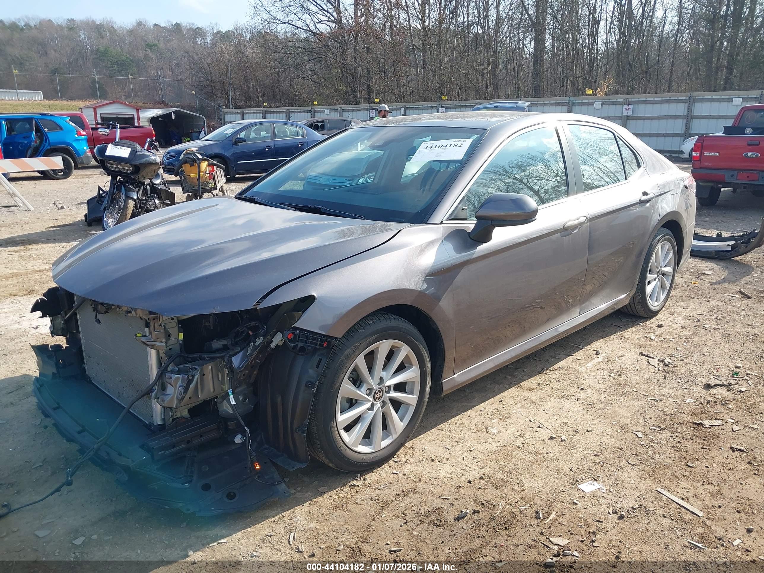 TOYOTA CAMRY image 2